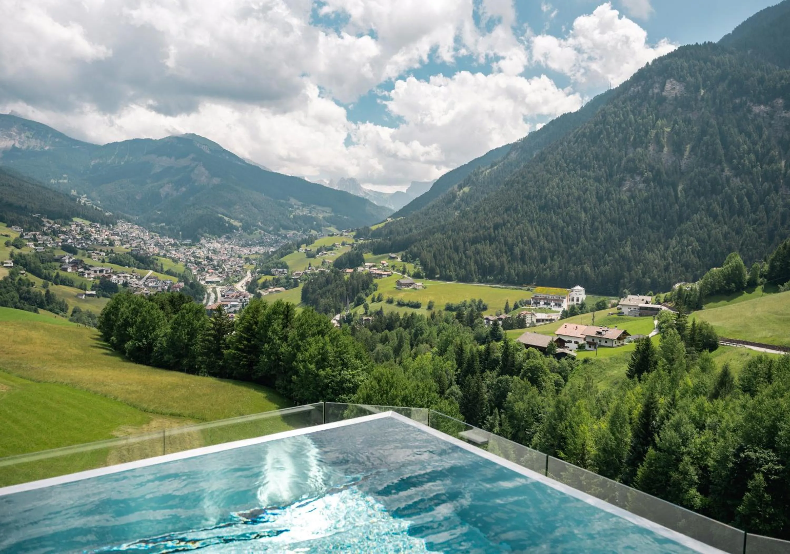 Summer in La Cort My Dollhouse - Adults Only