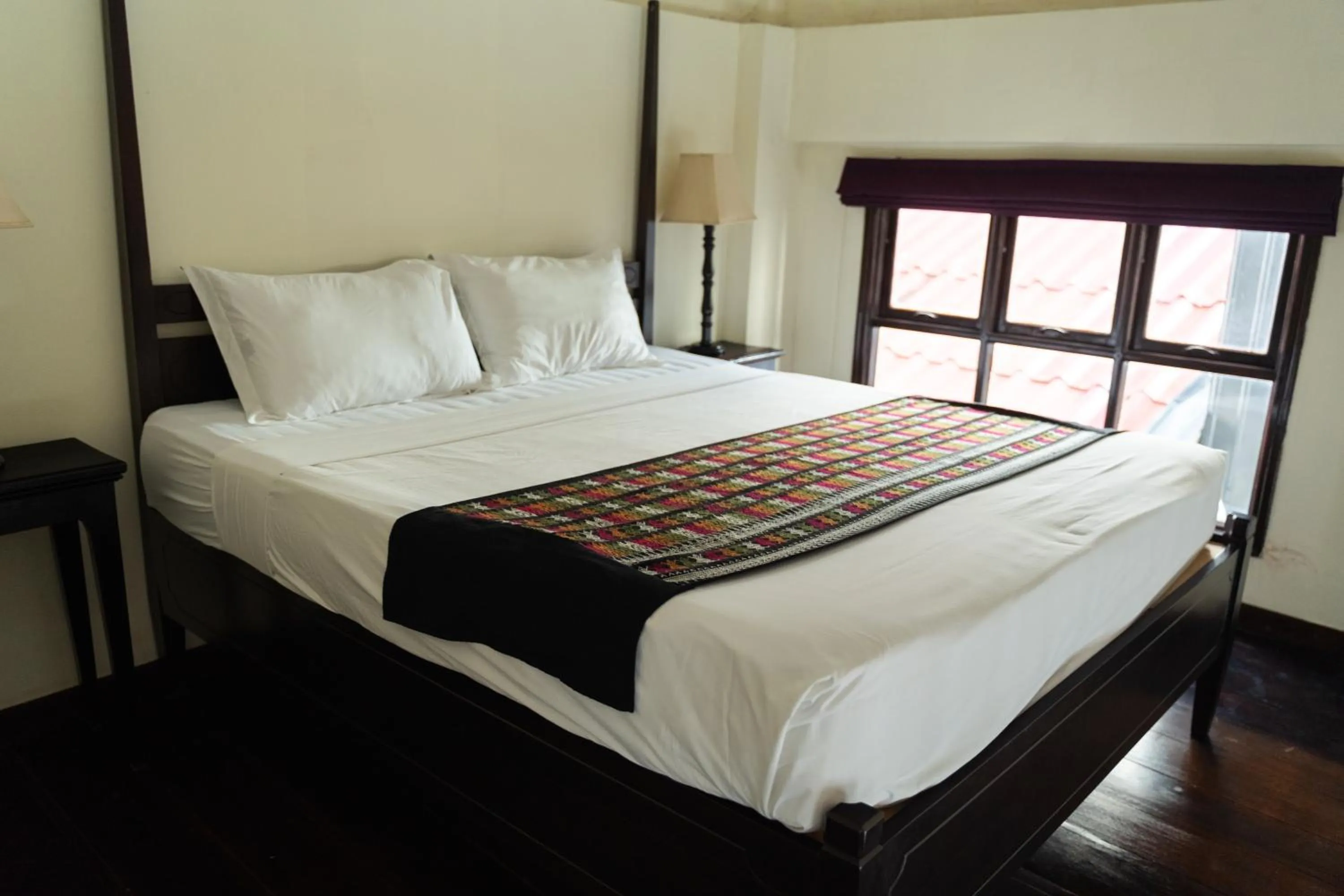 Bed in Hotel Khamvongsa
