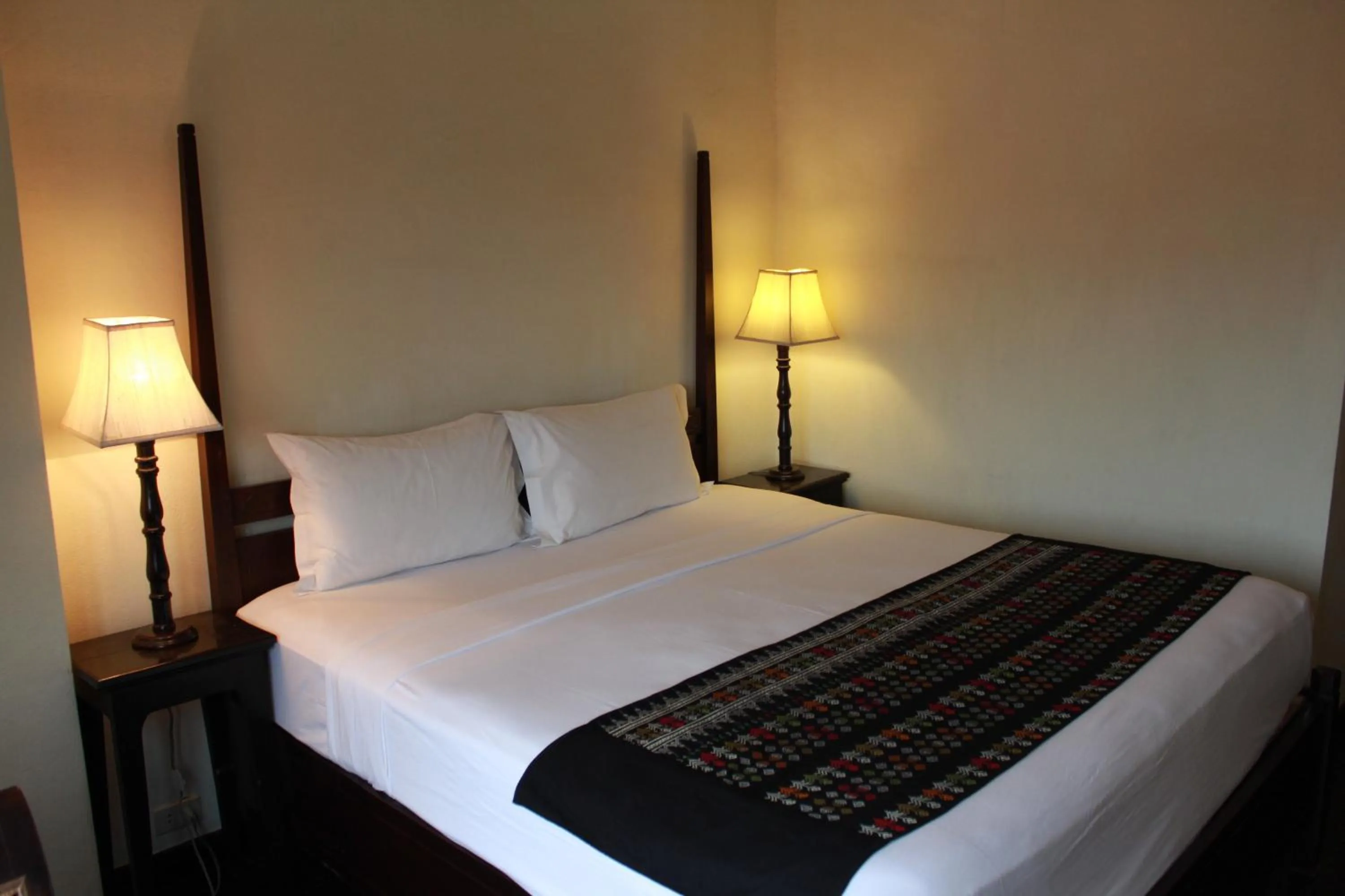 Bed in Hotel Khamvongsa