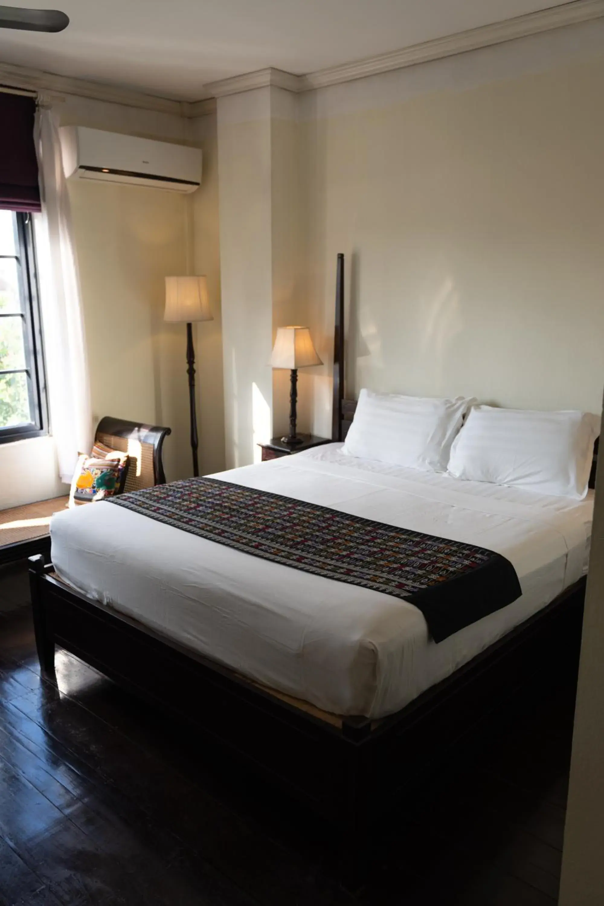 Double Room in Hotel Khamvongsa Double Room in Hotel Khamvongsa