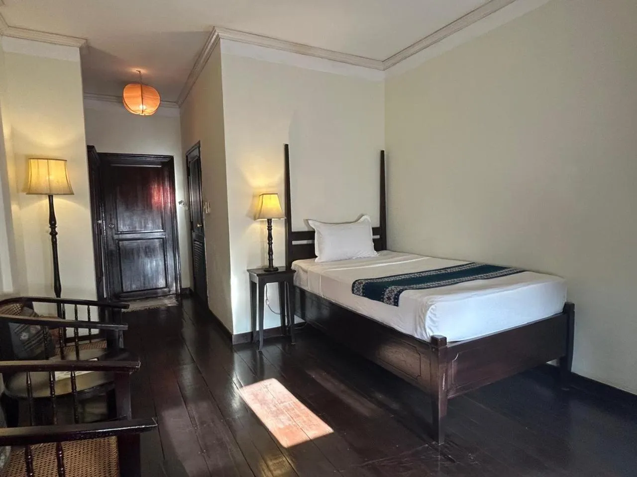 Bed in Hotel Khamvongsa