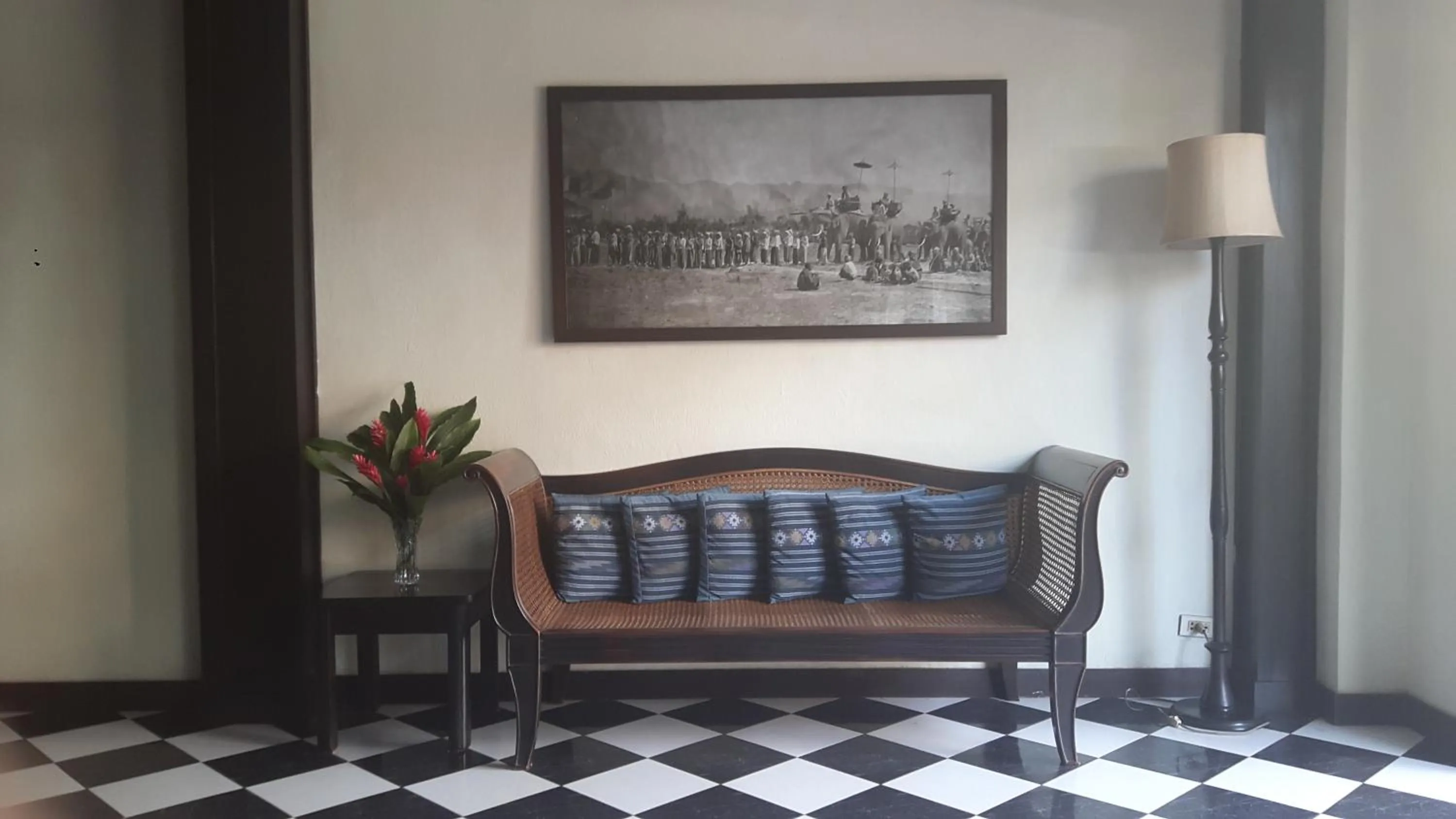 Seating area in Hotel Khamvongsa