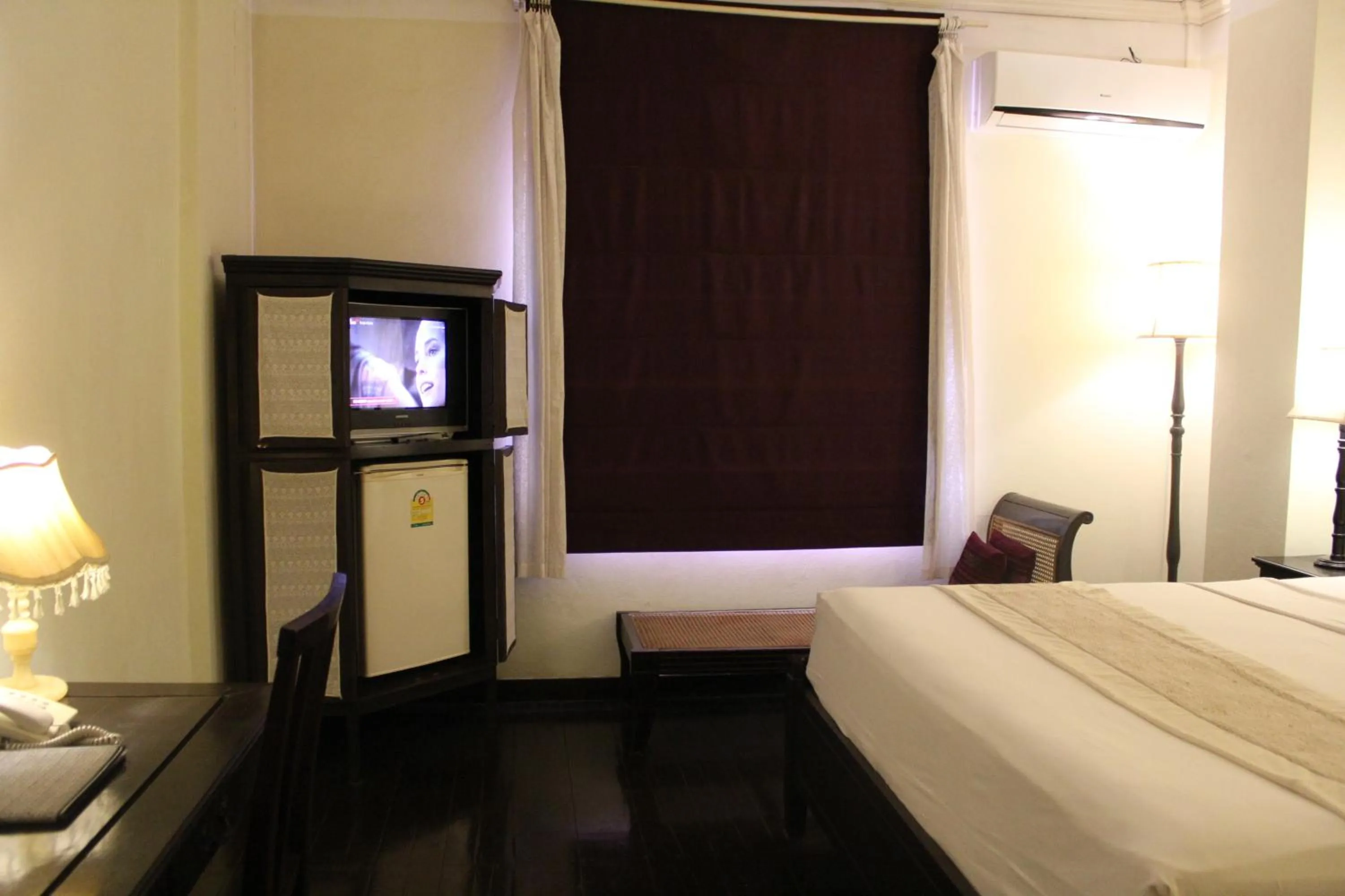 TV and multimedia, Bed in Hotel Khamvongsa