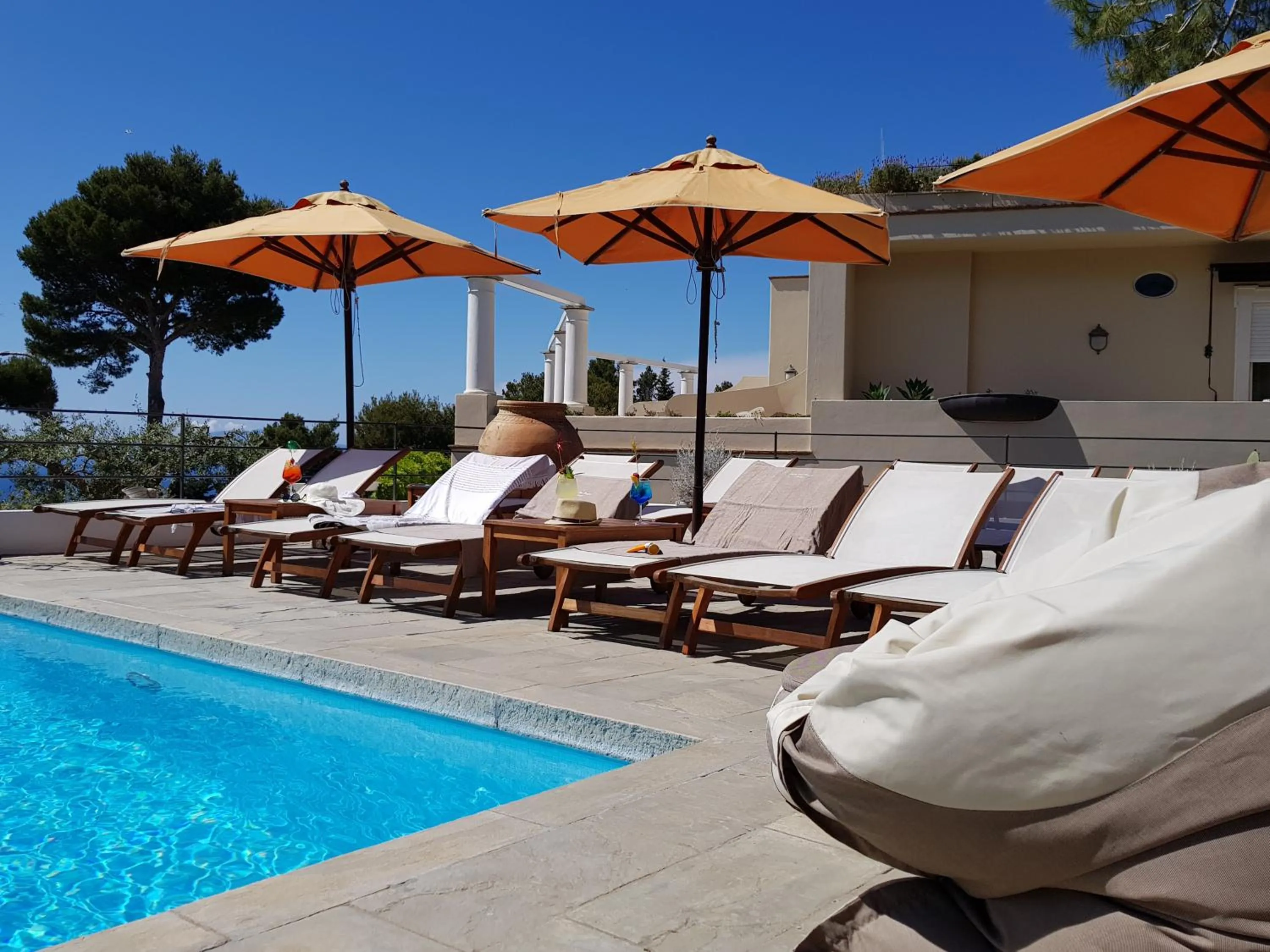 Swimming pool in Hotel Orsa Maggiore