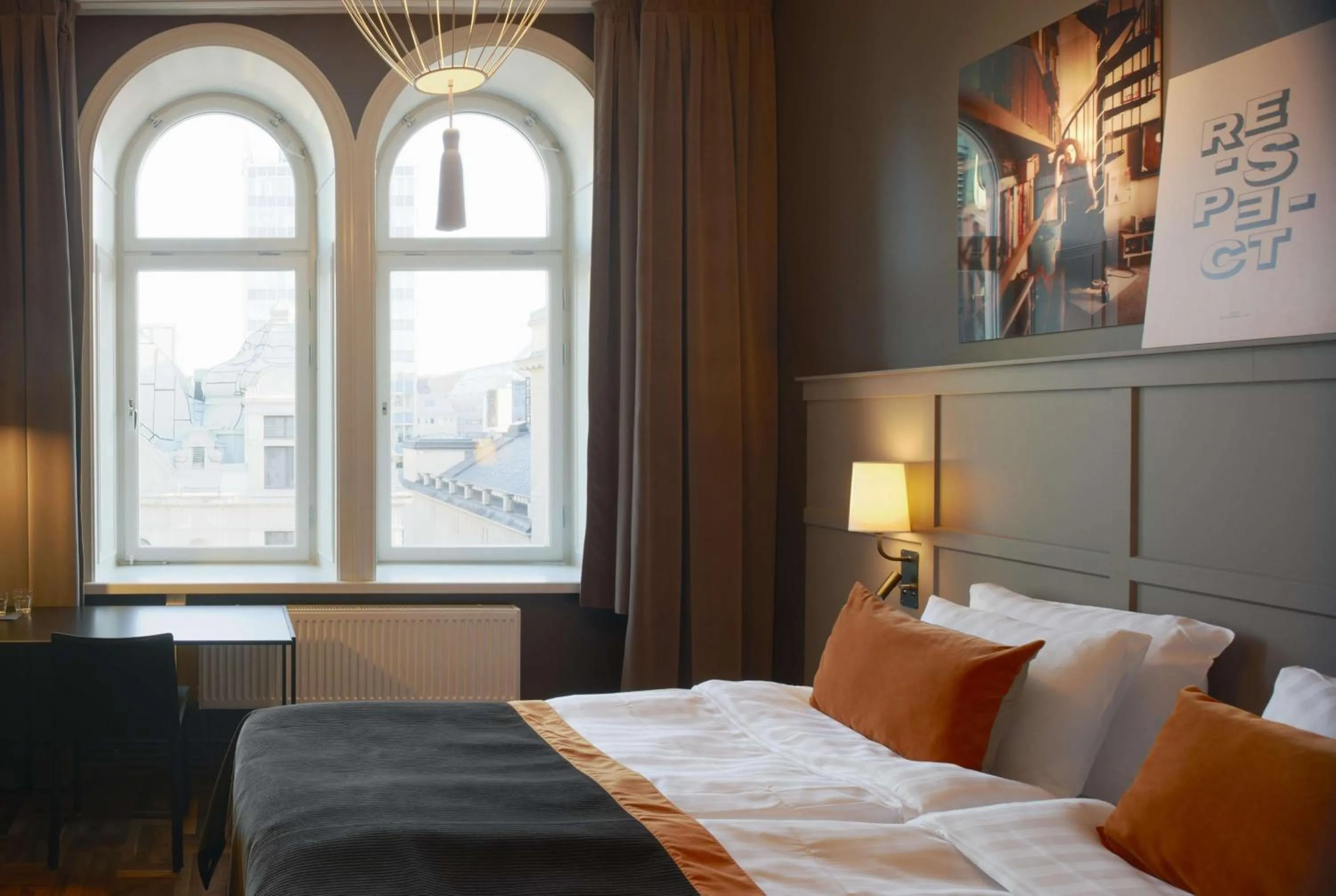 Photo of the whole room, Bed in Scandic Grand Central