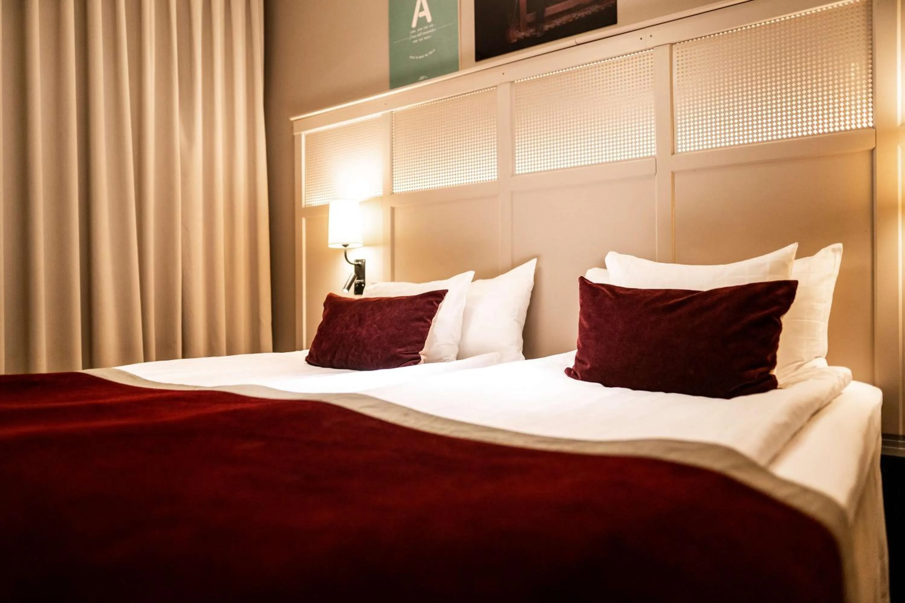 Bedroom, Bed in Scandic Grand Central