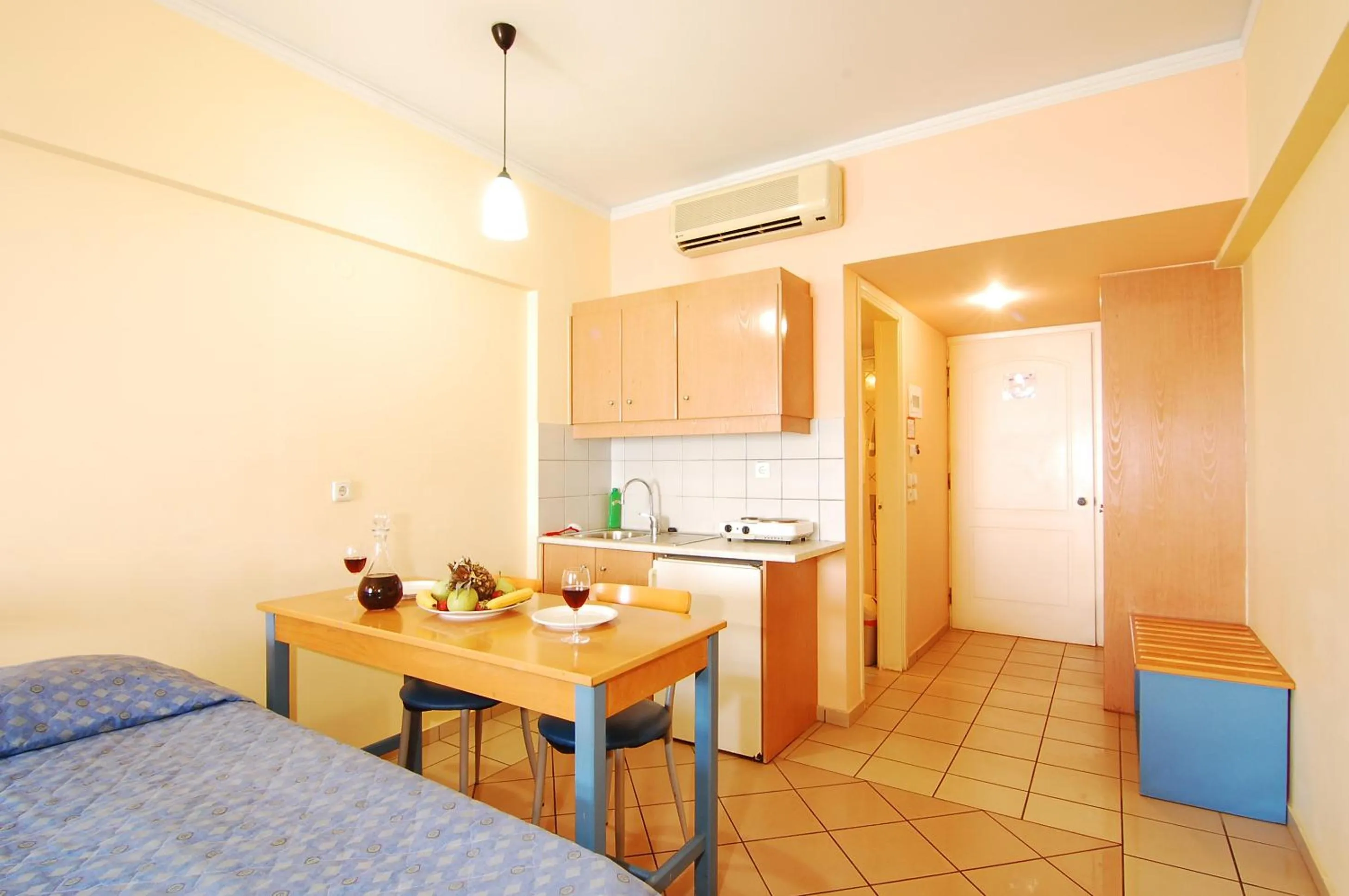 Kitchen or kitchenette in Medusa Apartments