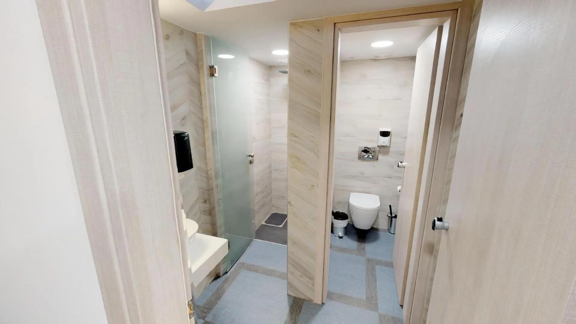 Shower in Medusa Apartments