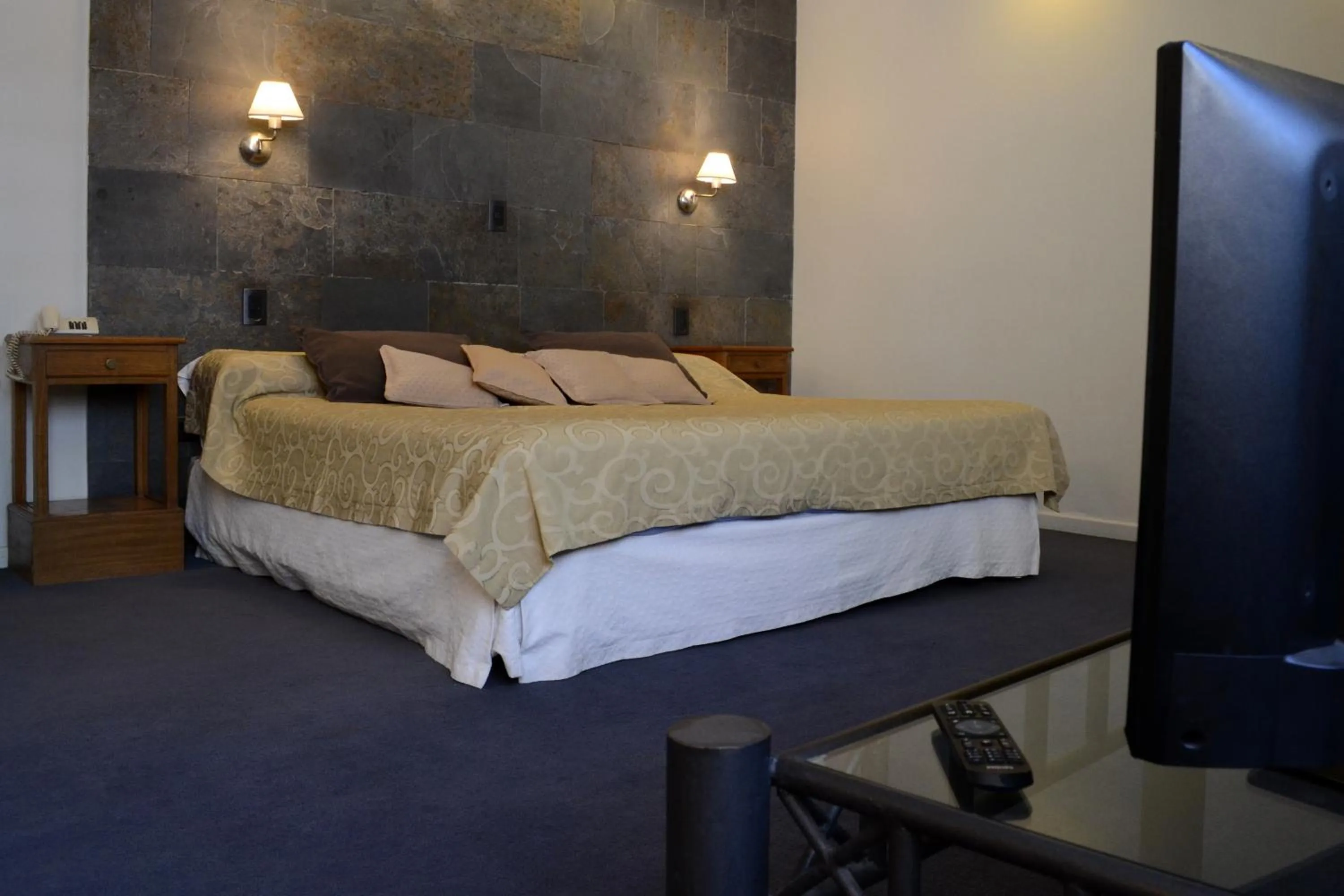 Bed in Apart Hotel Maue