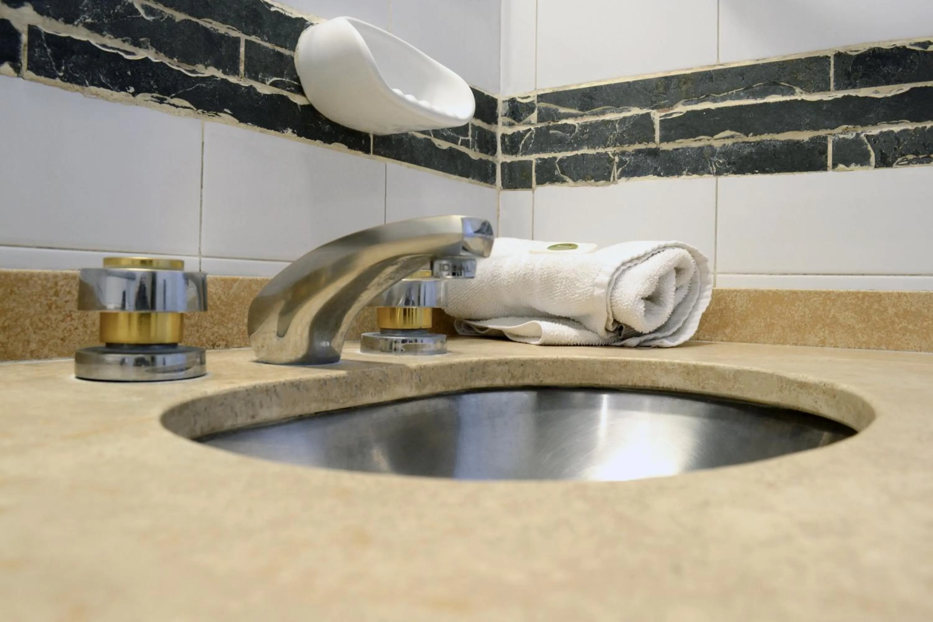 Bathroom in Apart Hotel Maue