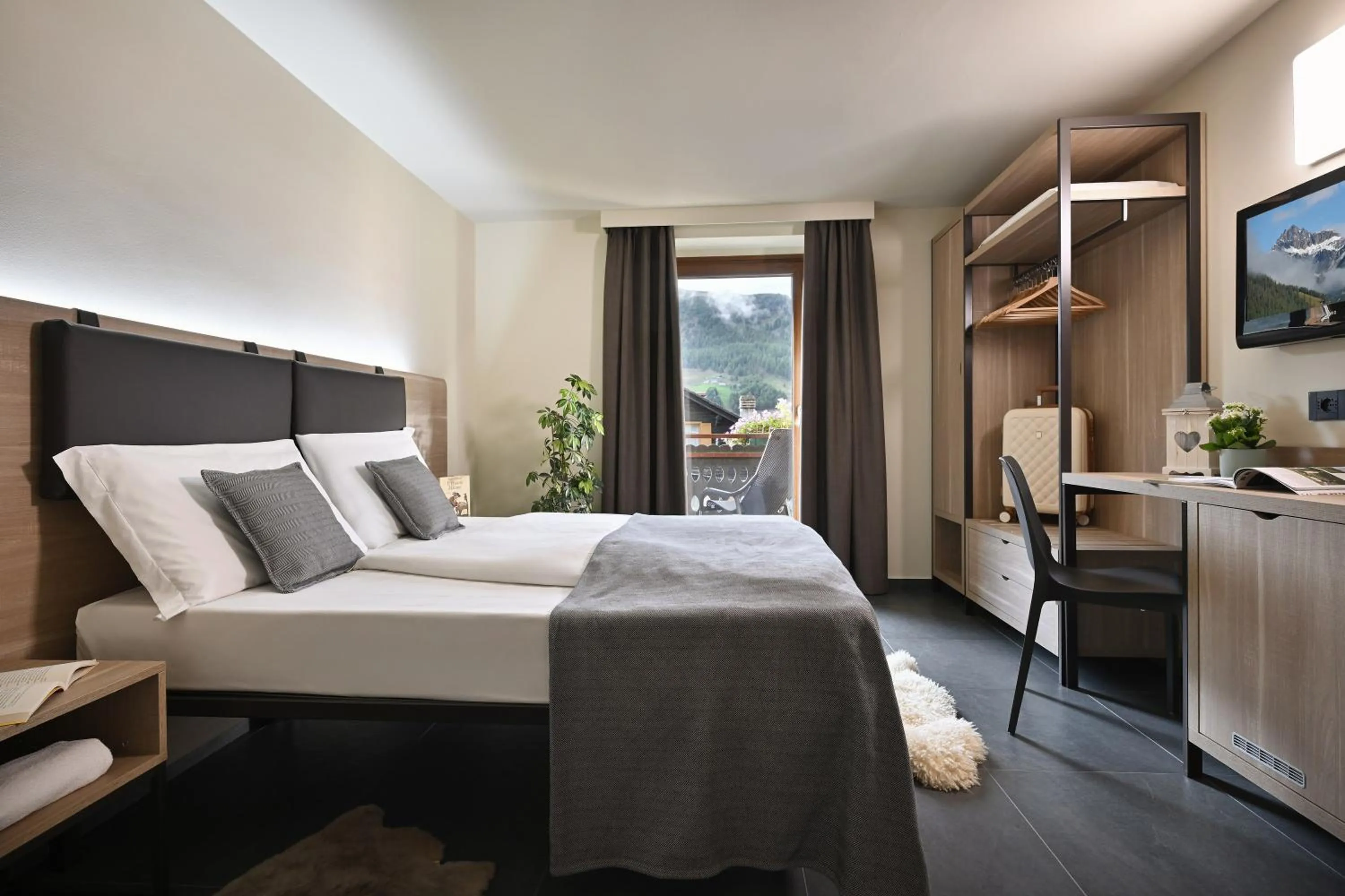 Bedroom, Bed in Hotel Loredana