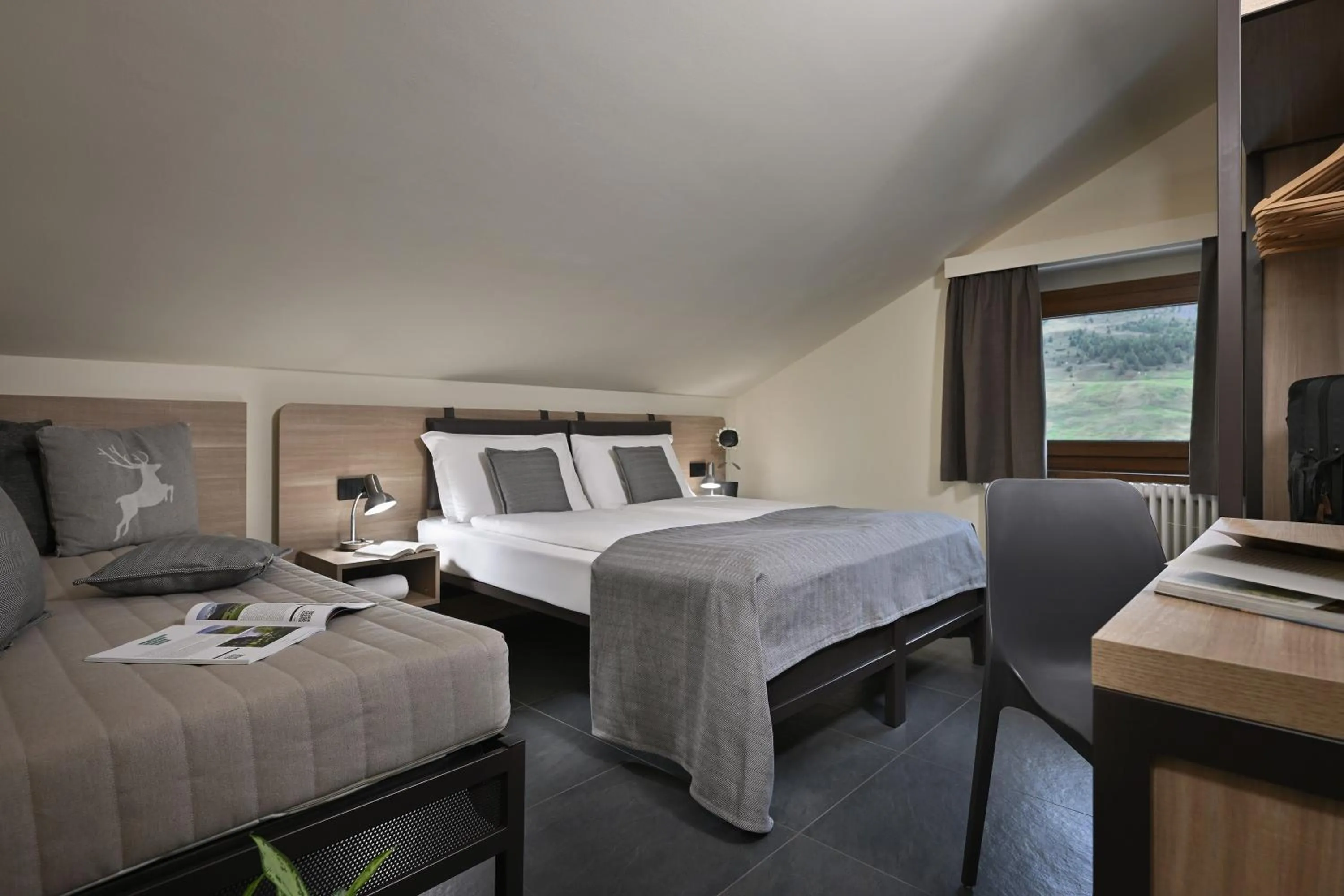 Bedroom, Bed in Hotel Loredana