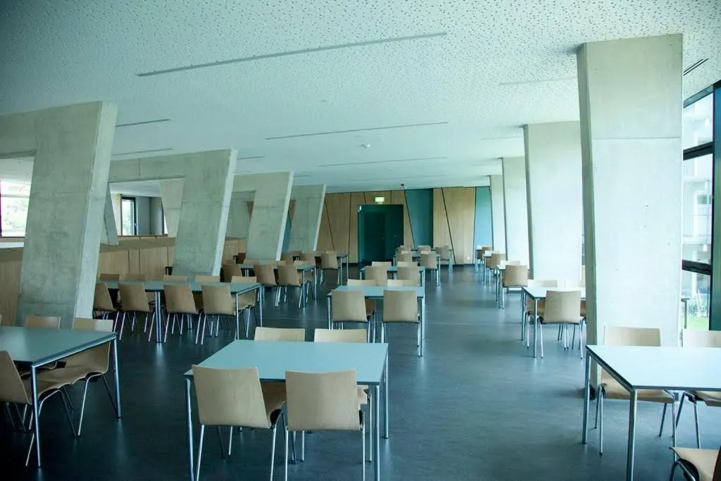 Dining area in Jugendgästehaus Brigittenau &Brigittenau Youth Palace