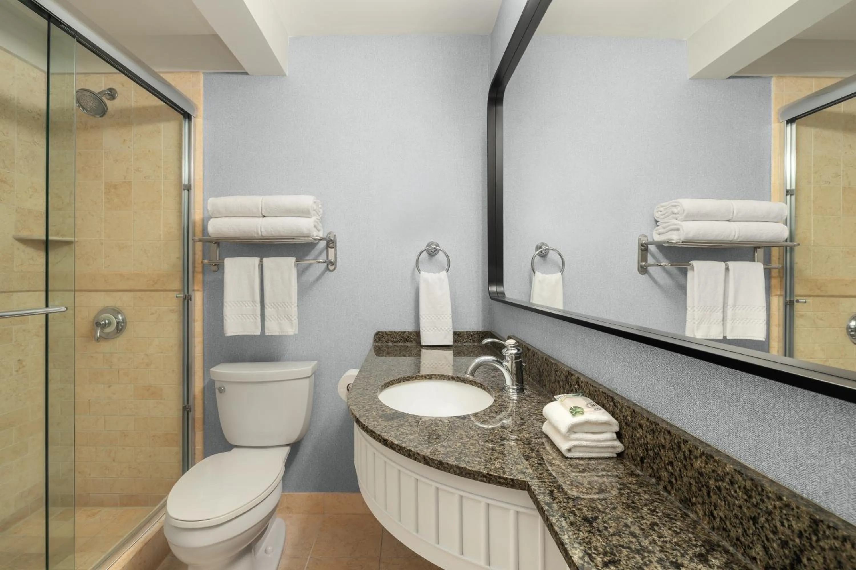 Shower in The Abbey Resort