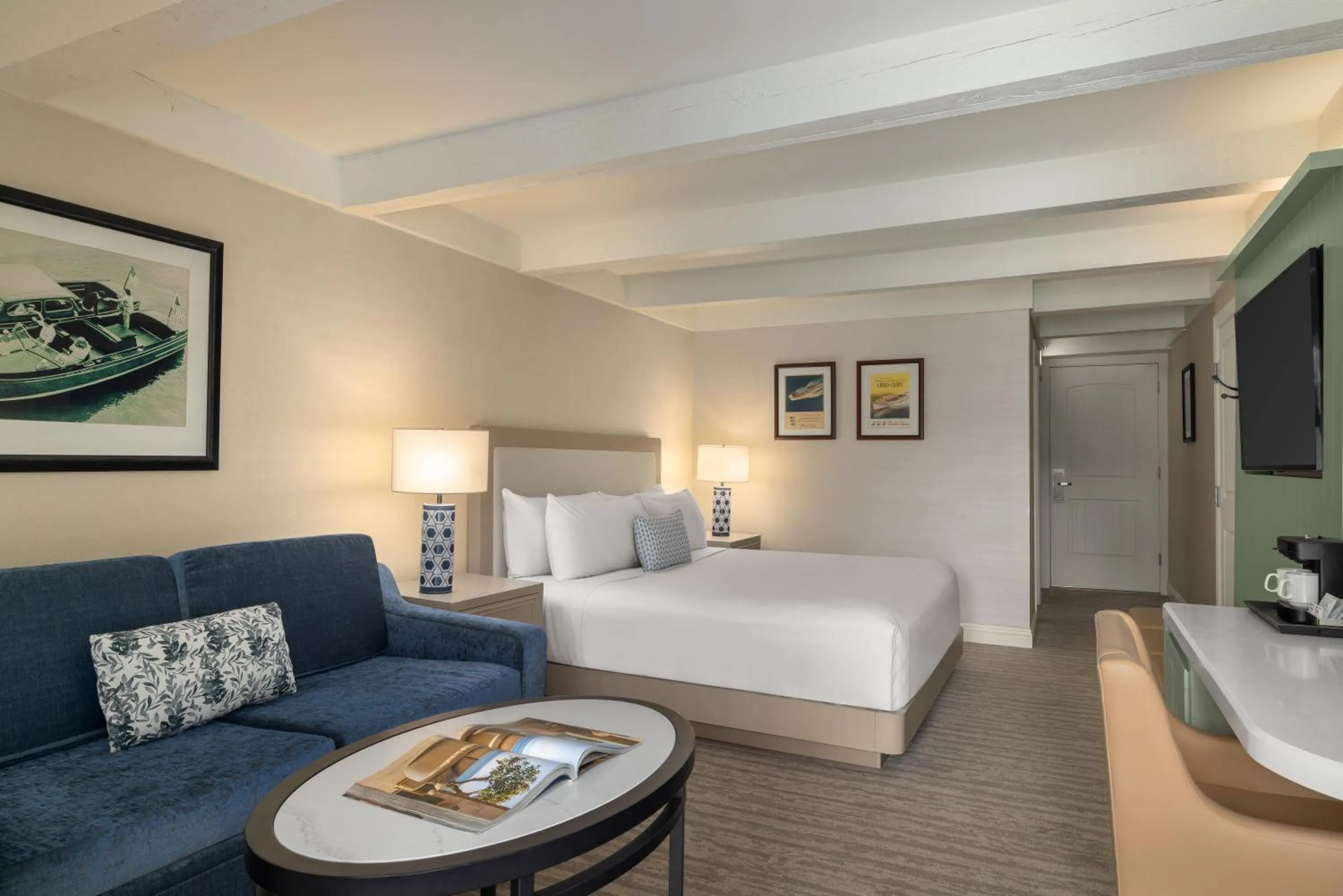 Bed in The Abbey Resort