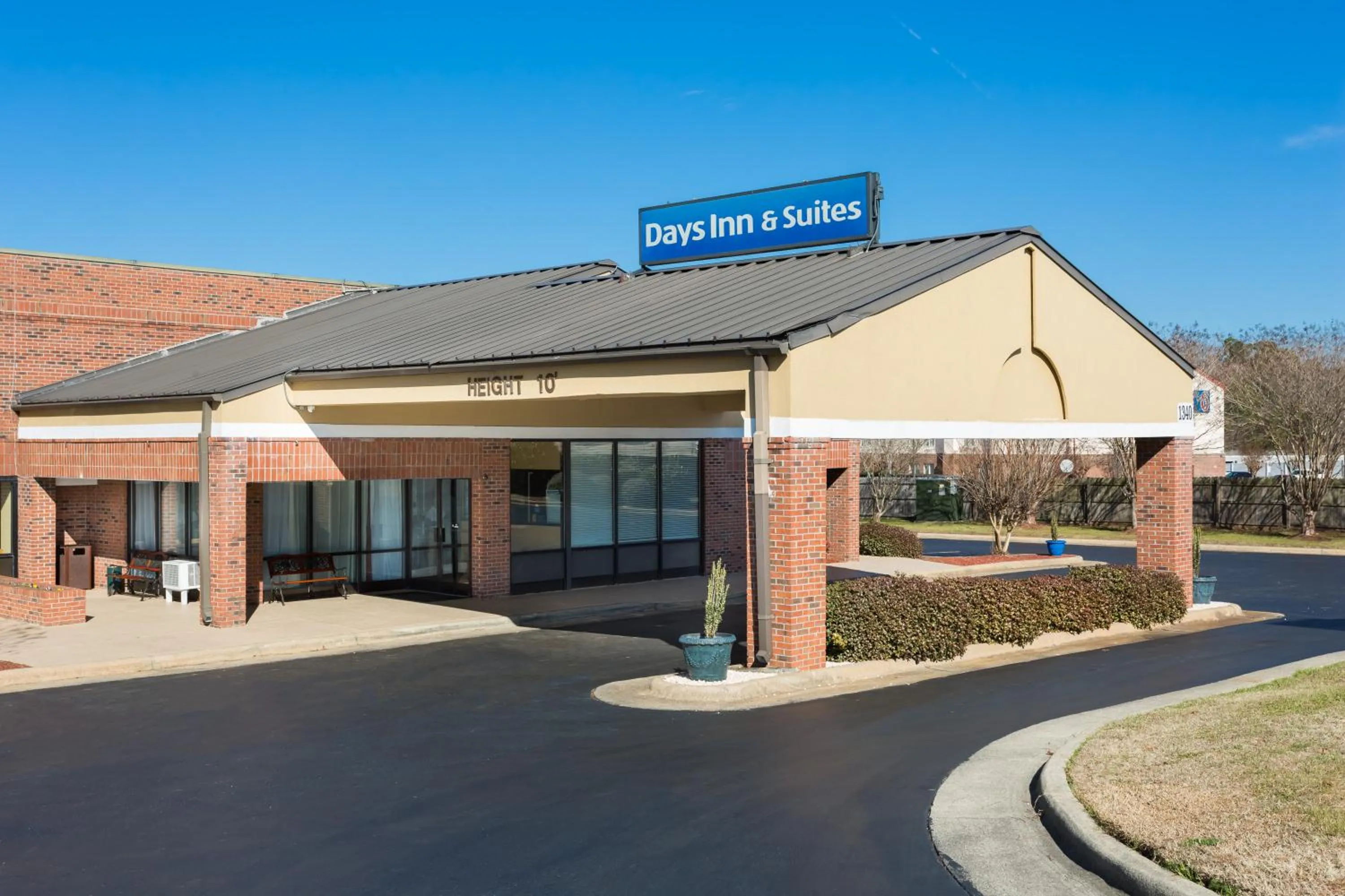 Property building in Days Inn & Suites by Wyndham Rocky Mount Golden East