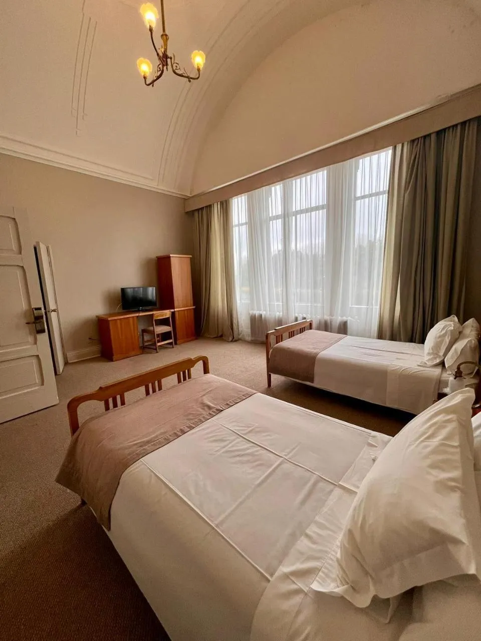 Bed in Hotel Naguilan