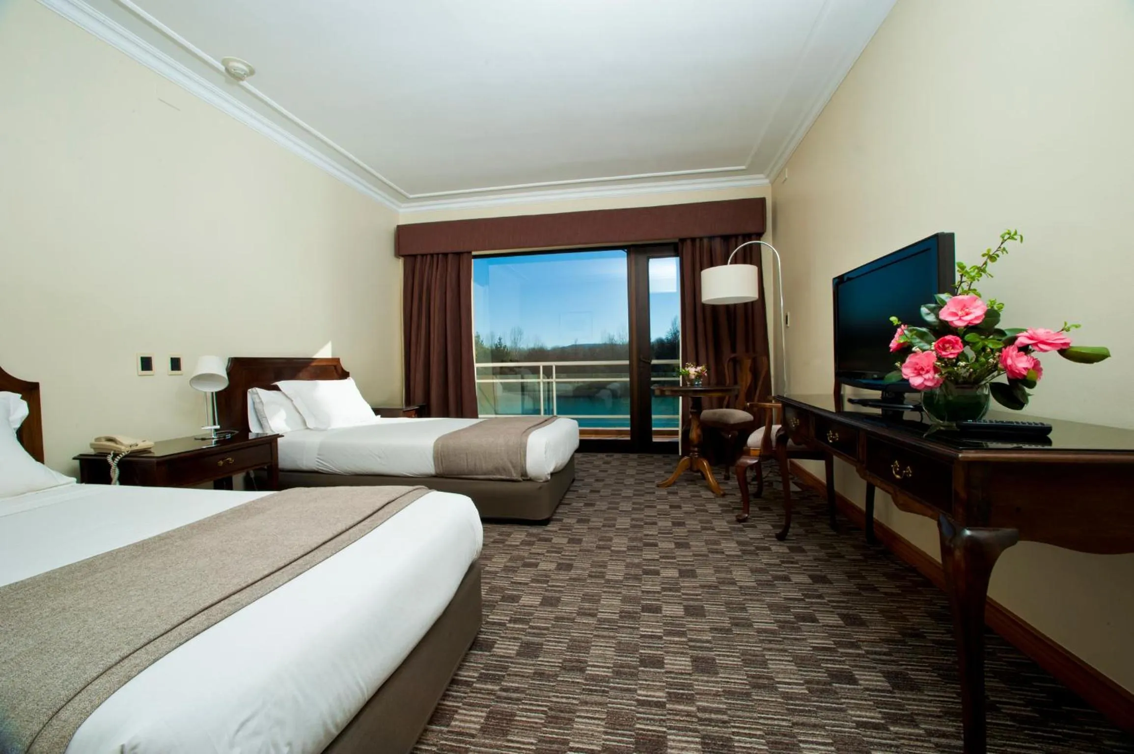 Photo of the whole room, Bed in Hotel Naguilan