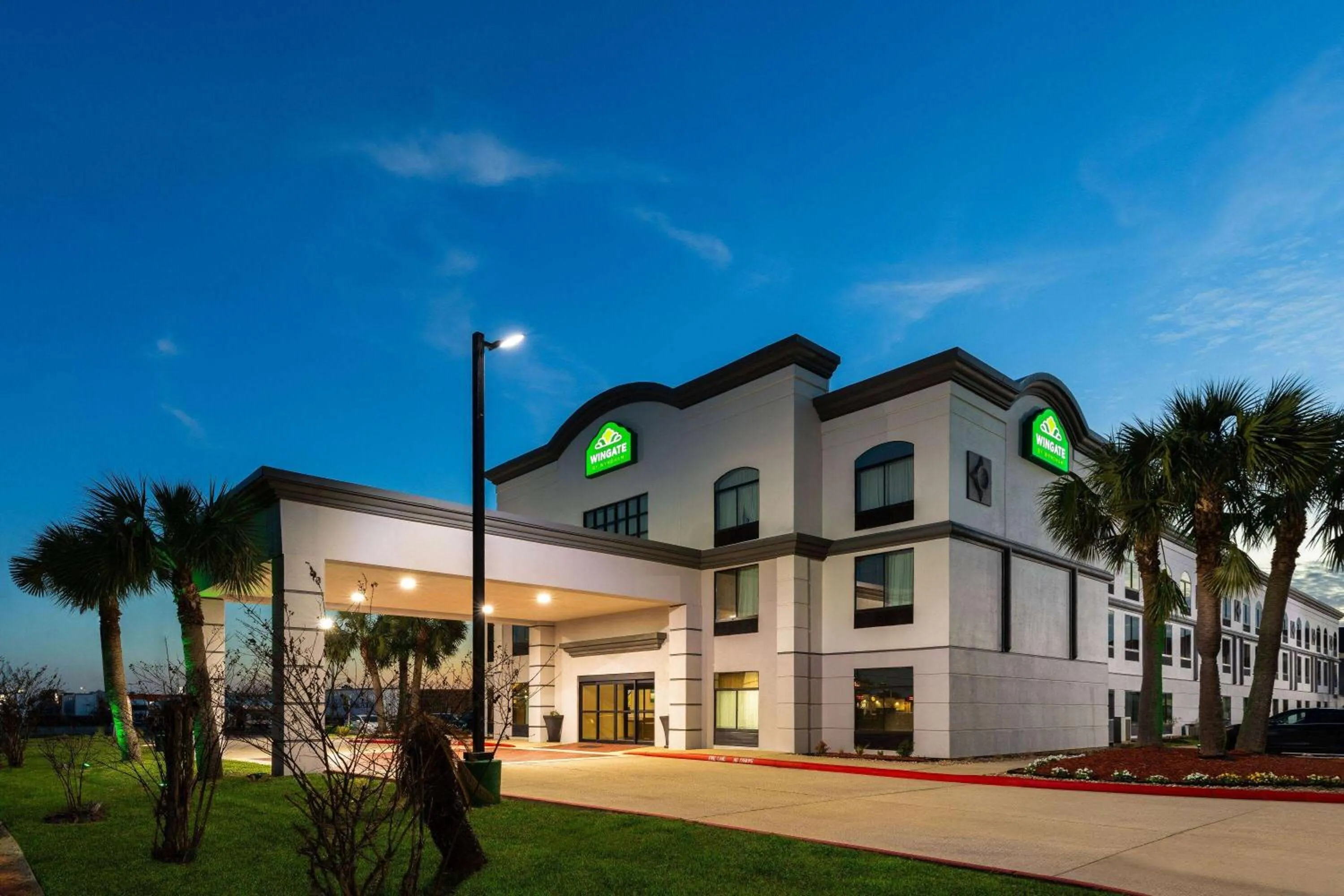 Property building in Wingate by Wyndham Sulphur Near Lake Charles