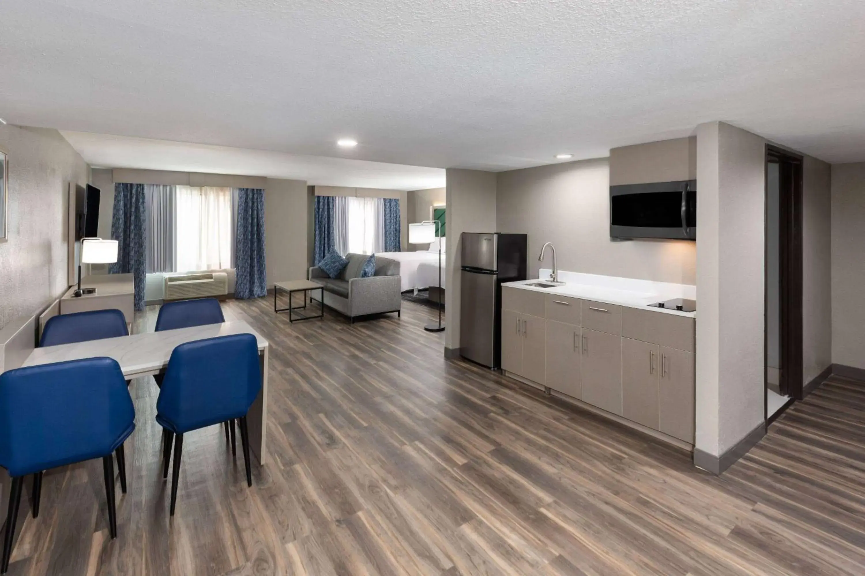 Studio Suite with Two Queen Beds - Non-Smoking in Wingate by Wyndham Sulphur Near Lake Charles Studio Suite with Two Queen Beds - Non-Smoking in Wingate by Wyndham Sulphur Near Lake Charles