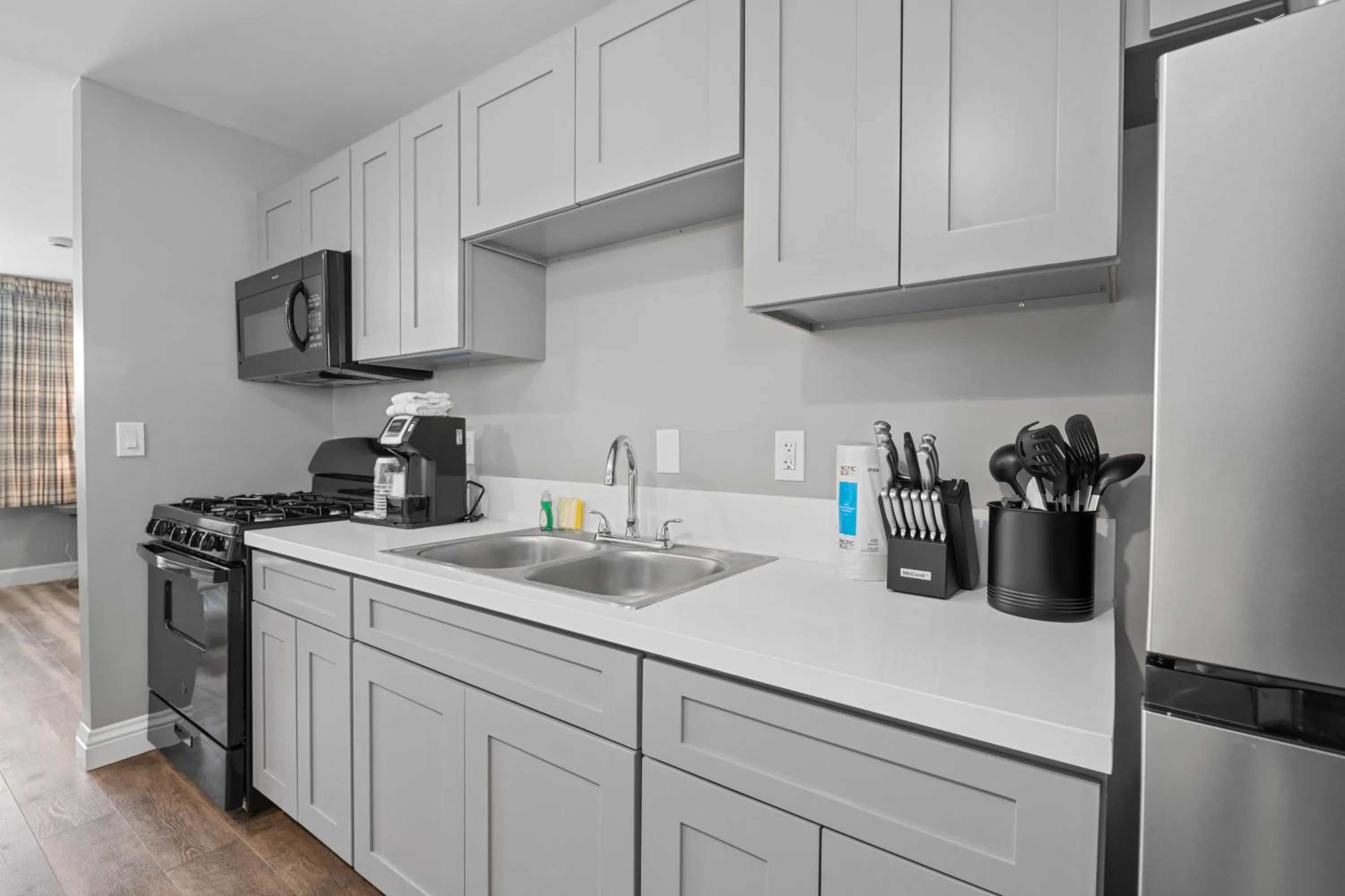 kitchen in Big Bear Frontier