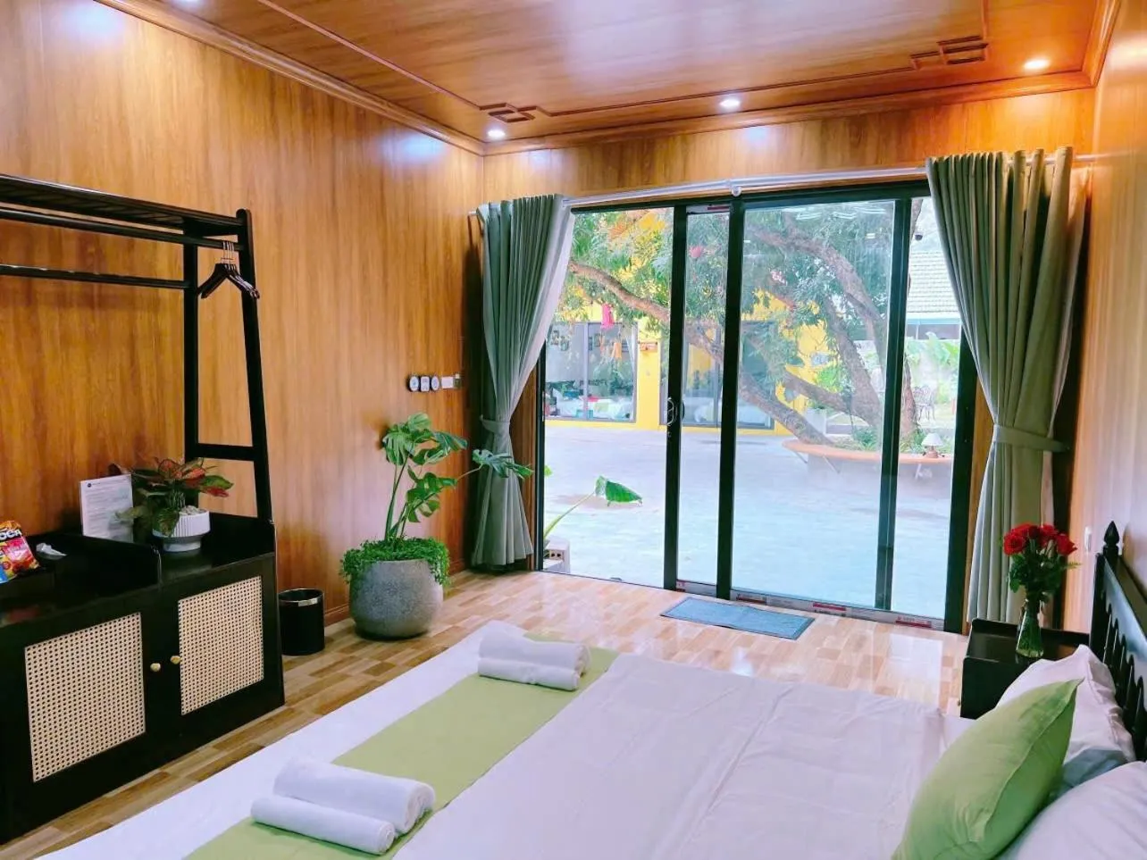Garden view, Bed in For You Ninh Bình Boutique