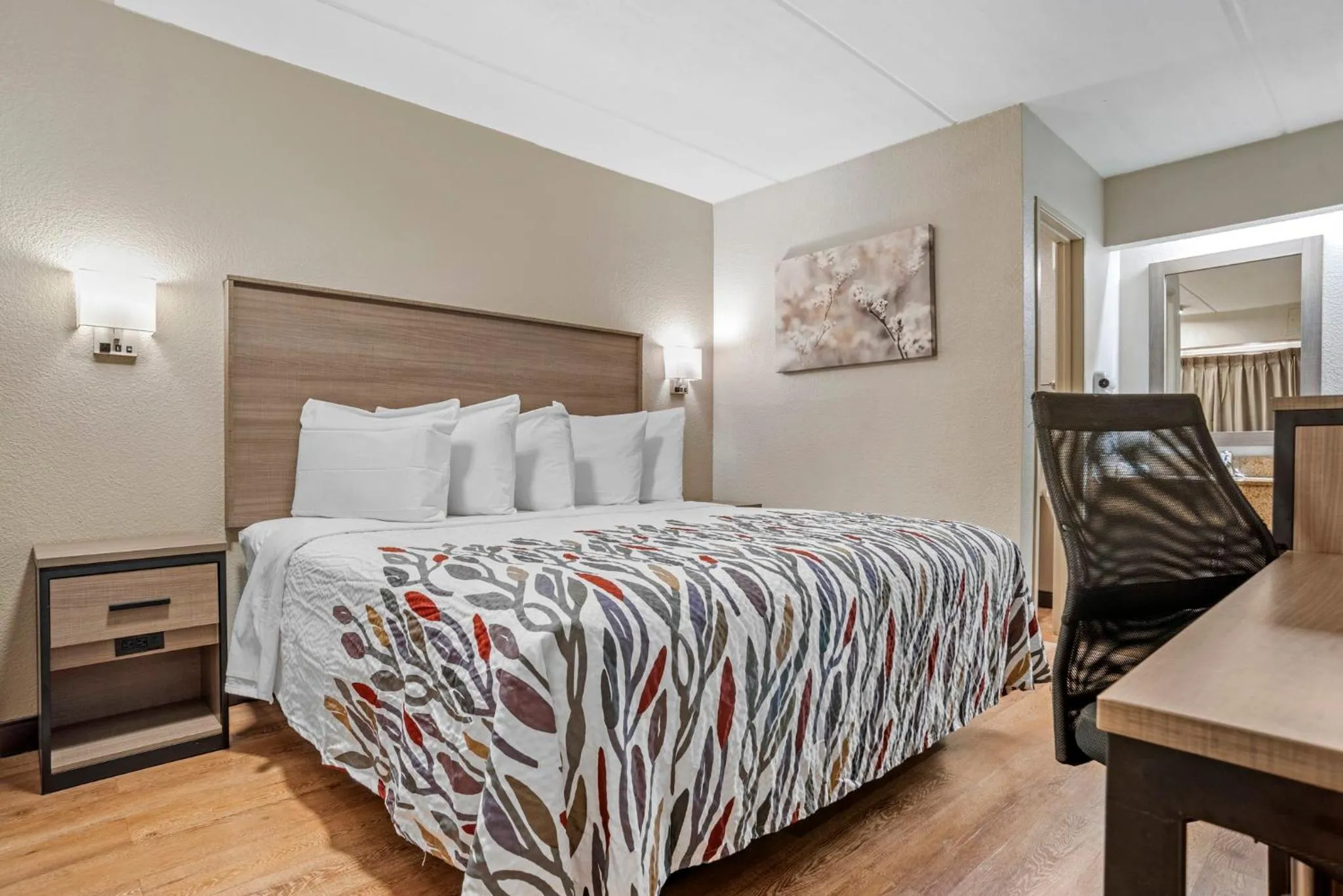 Bedroom, Bed in Red Roof Inn West Monroe