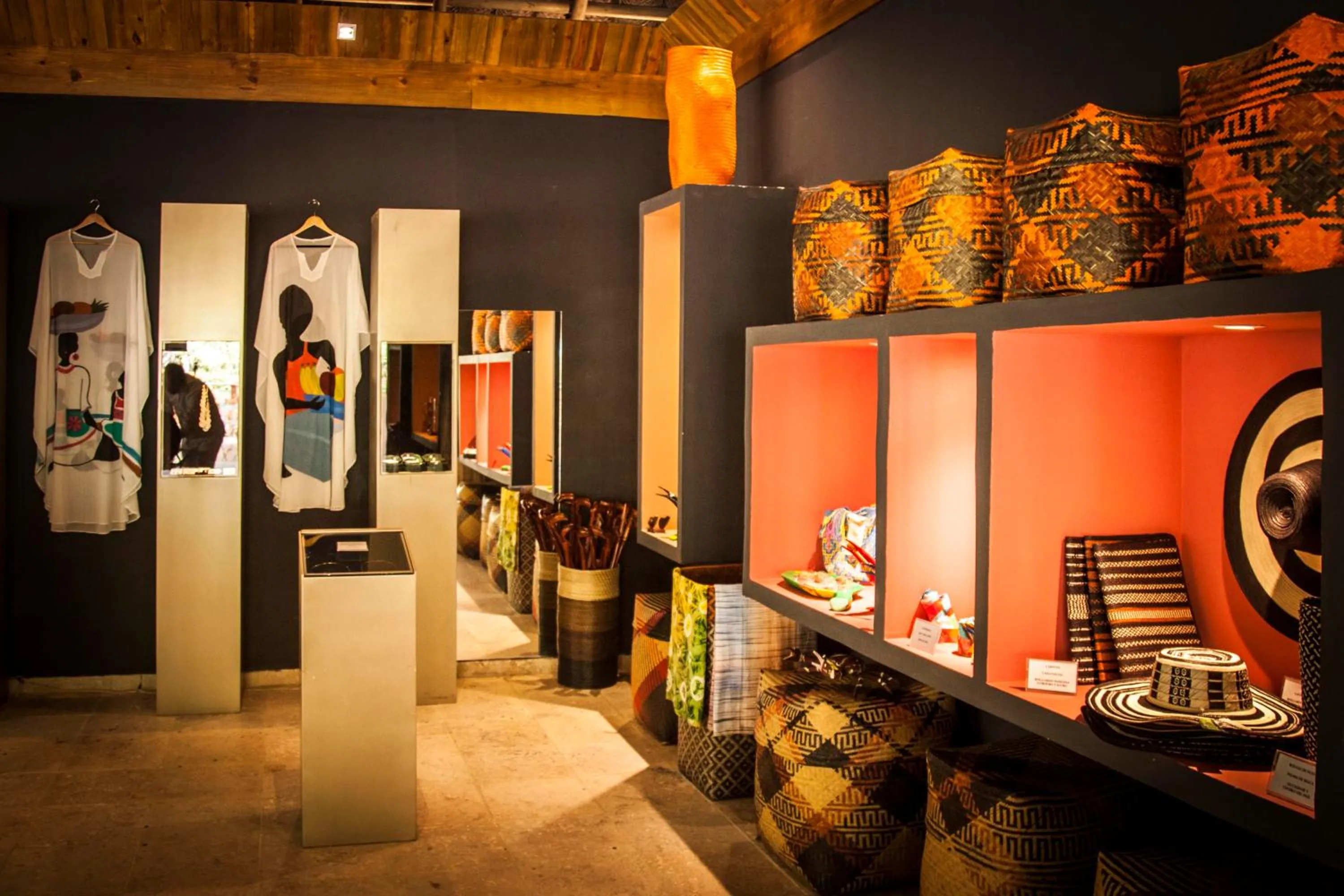 On-site shops in Hotel Las Islas