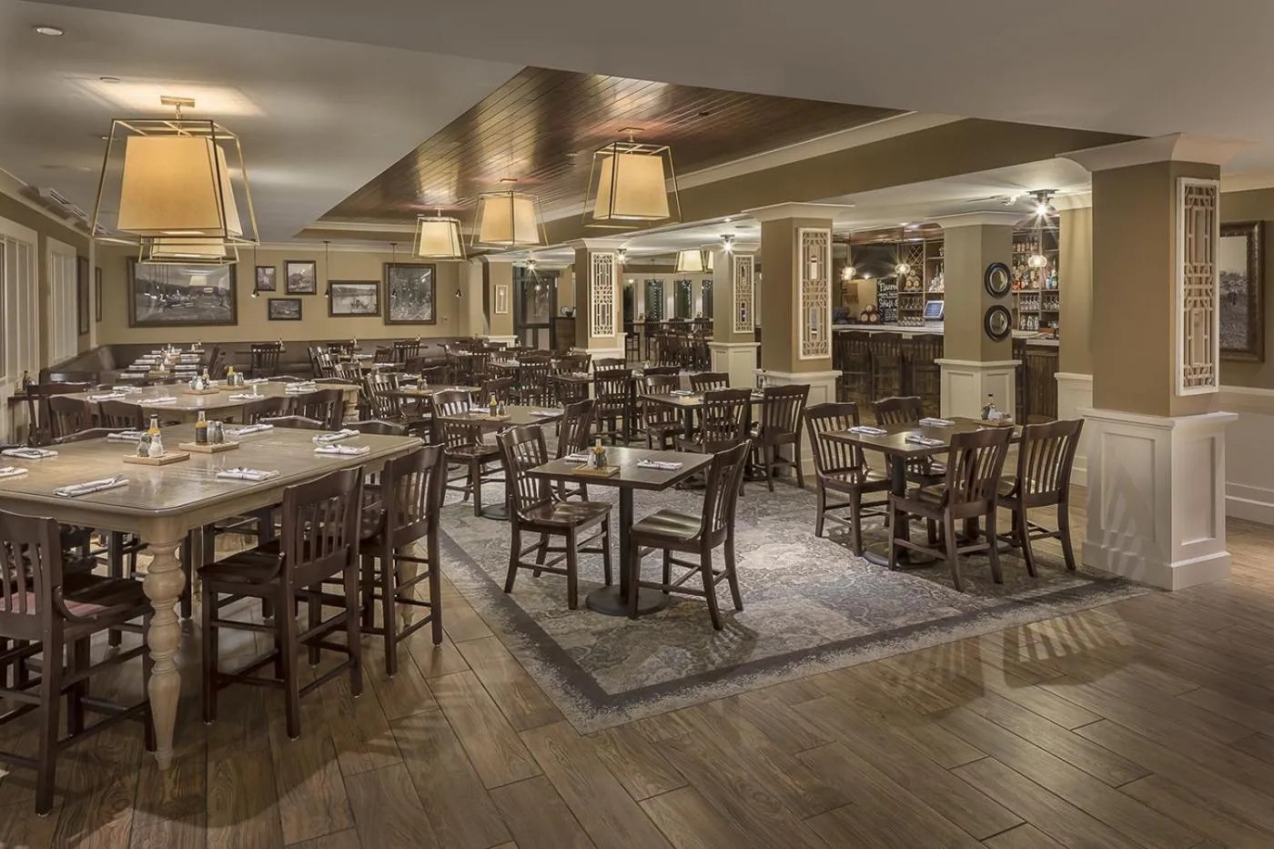 Restaurant/places to eat in Village Hotel on Biltmore Estate