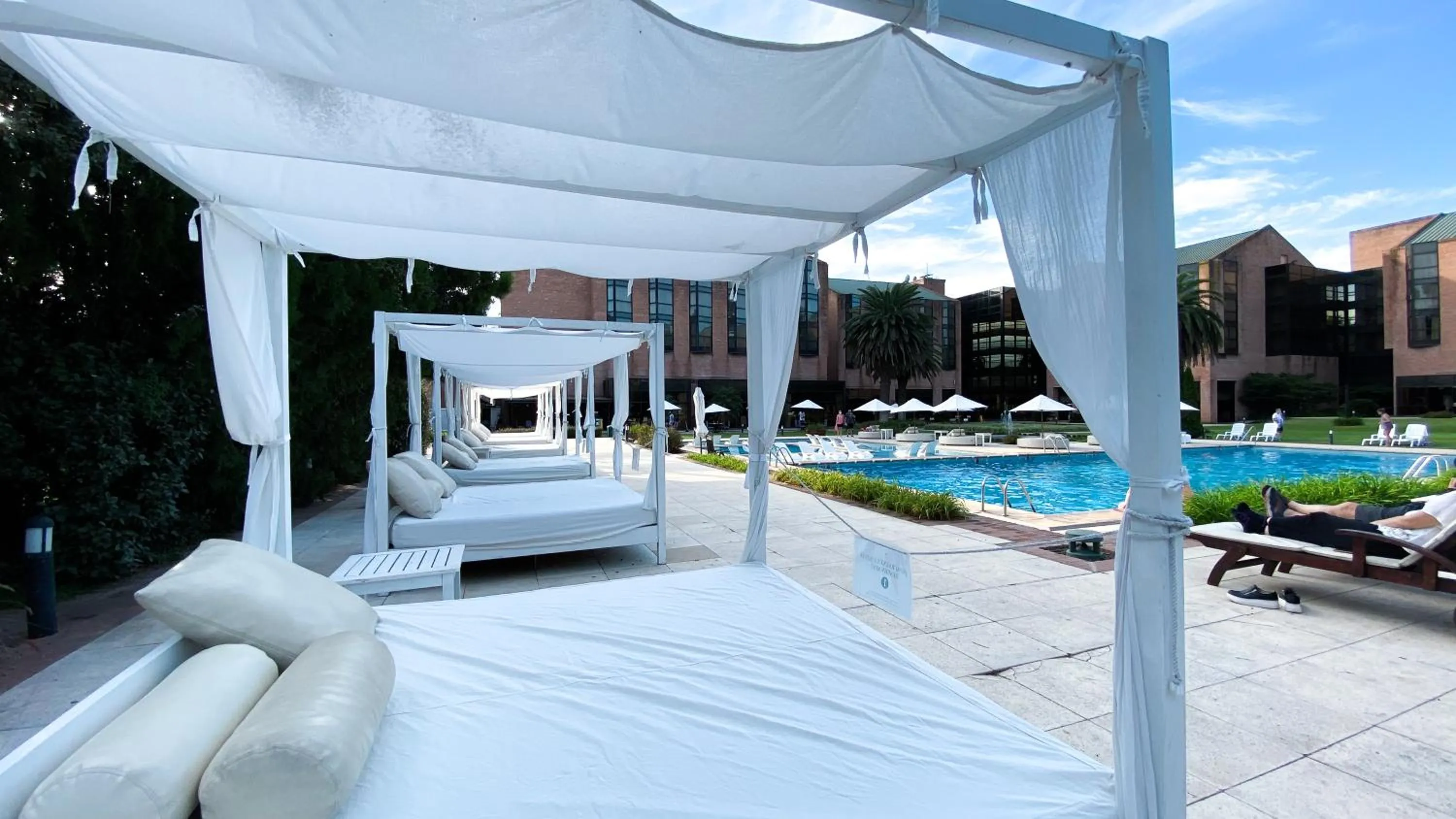 Day in Sheraton Pilar Hotel & Convention Center