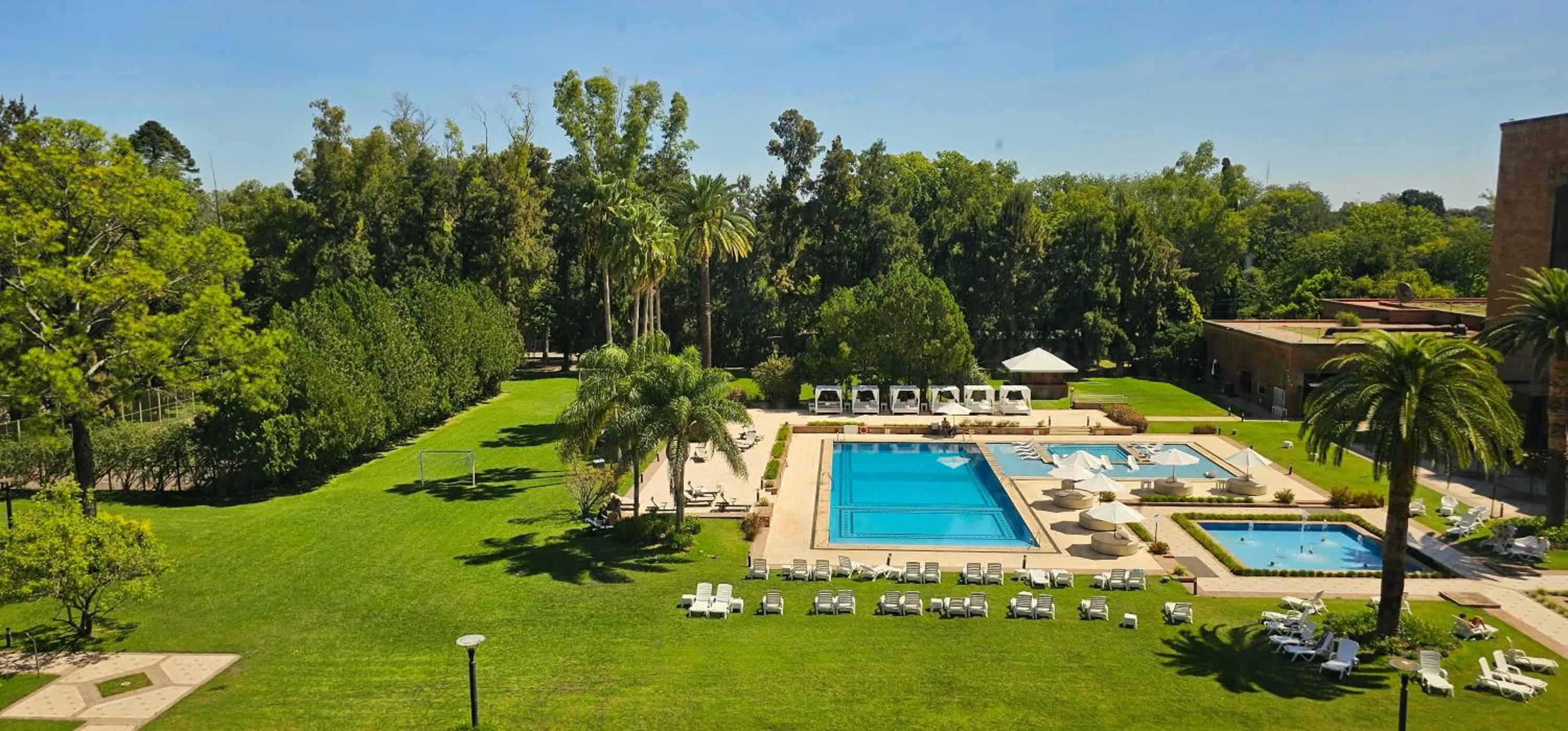 Day in Sheraton Pilar Hotel & Convention Center