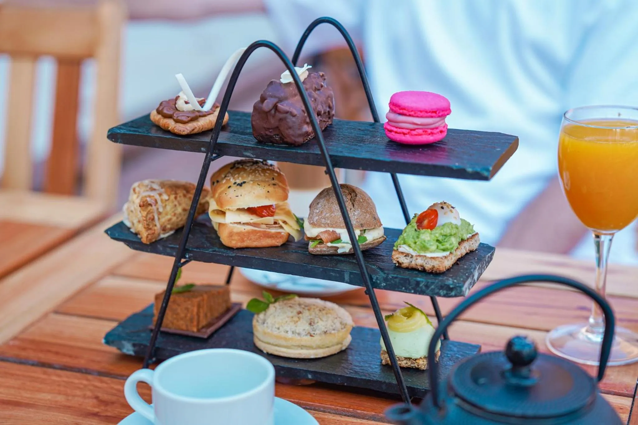 Restaurant/places to eat in Sheraton Pilar Hotel & Convention Center