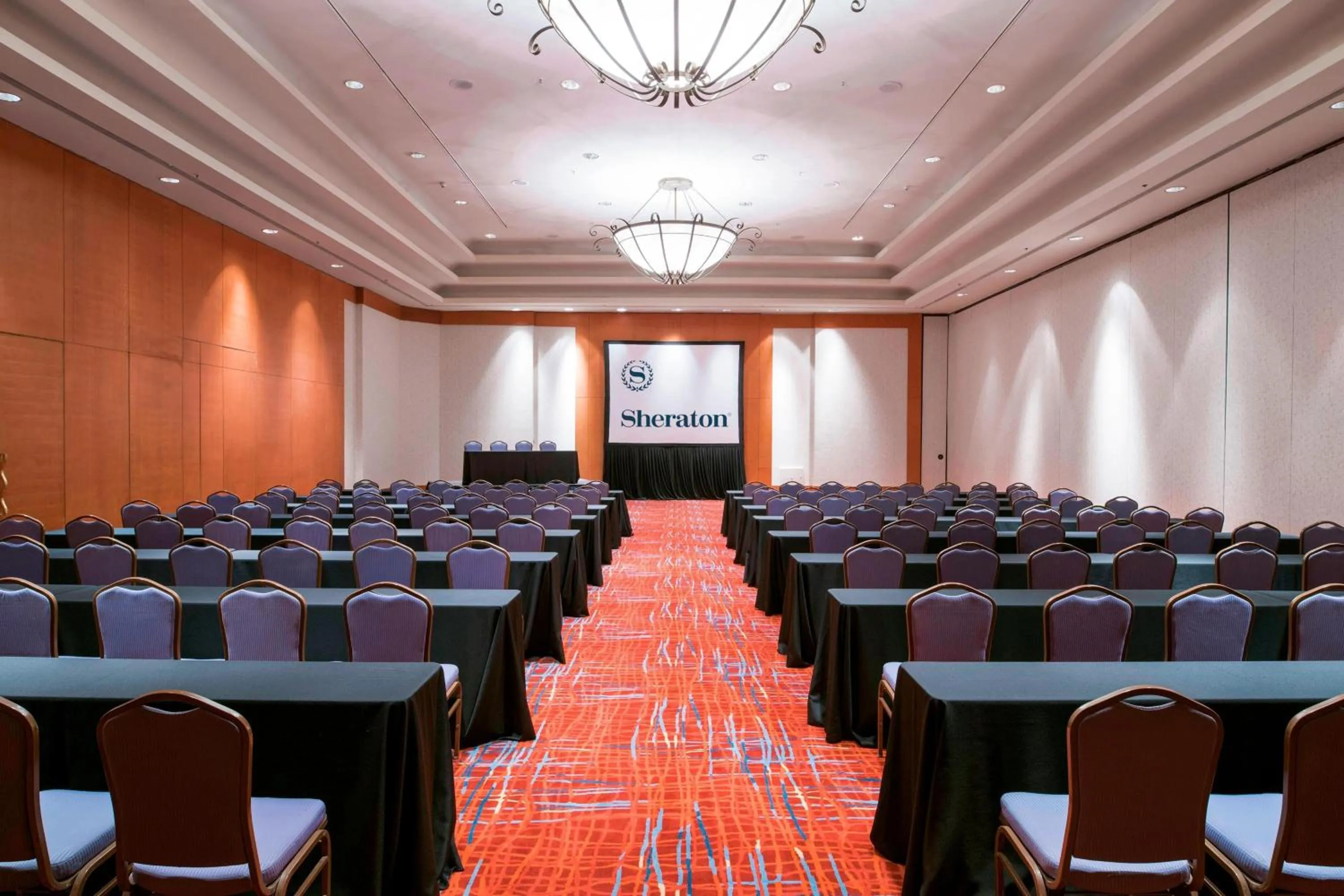 Meeting/conference room in Sheraton Pilar Hotel & Convention Center