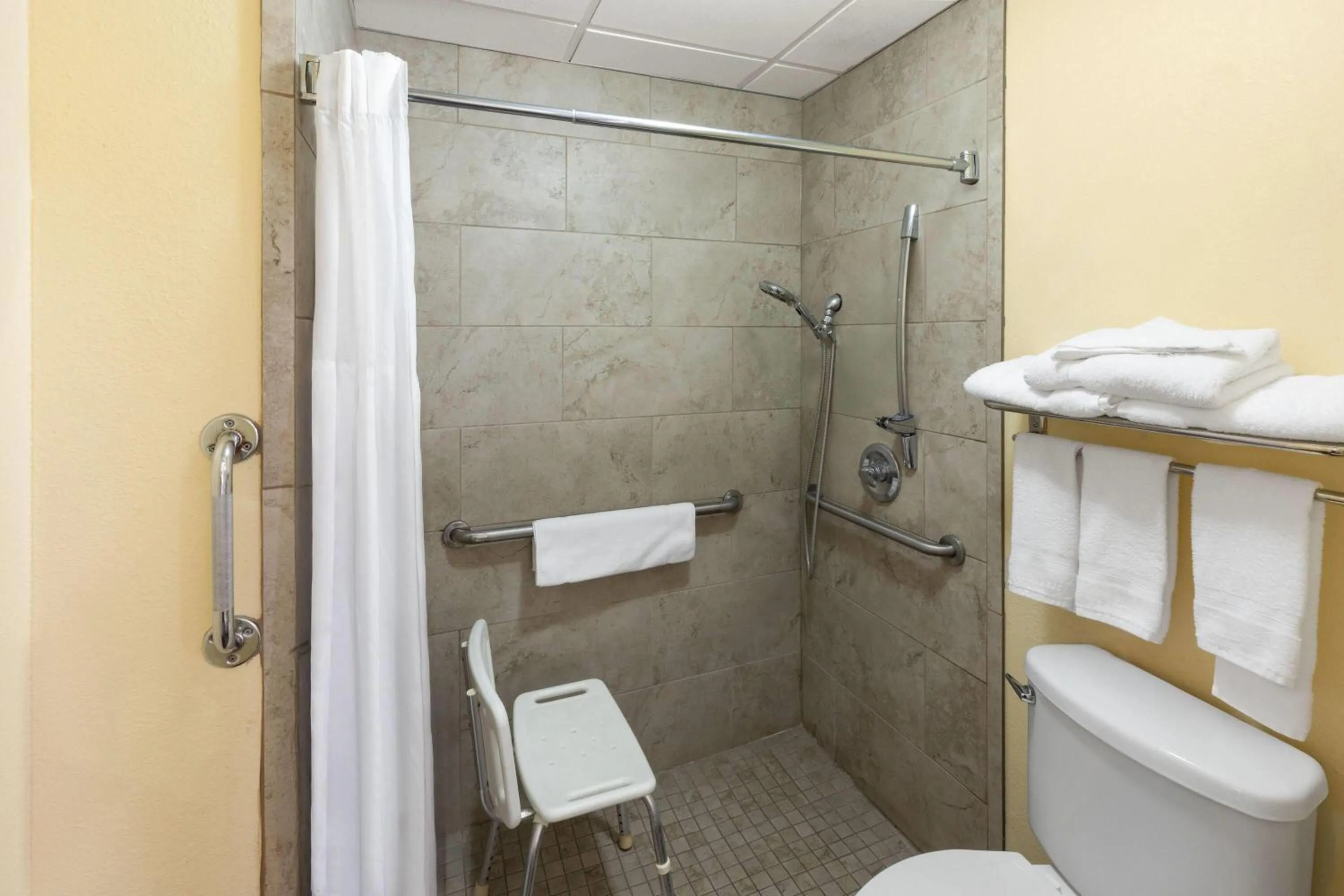 Shower in Super 8 by Wyndham Temple S General Bruce