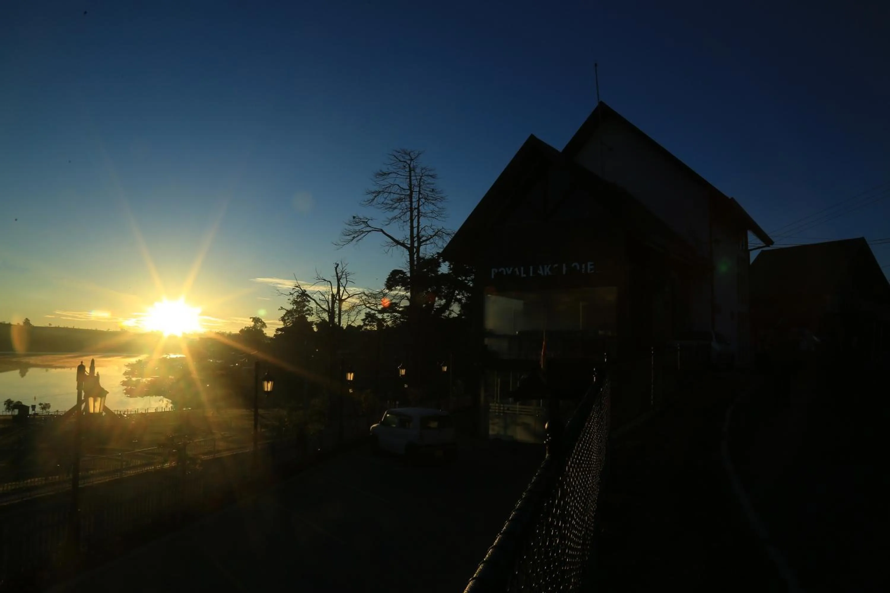 Sunrise in Royal Lake Hotel