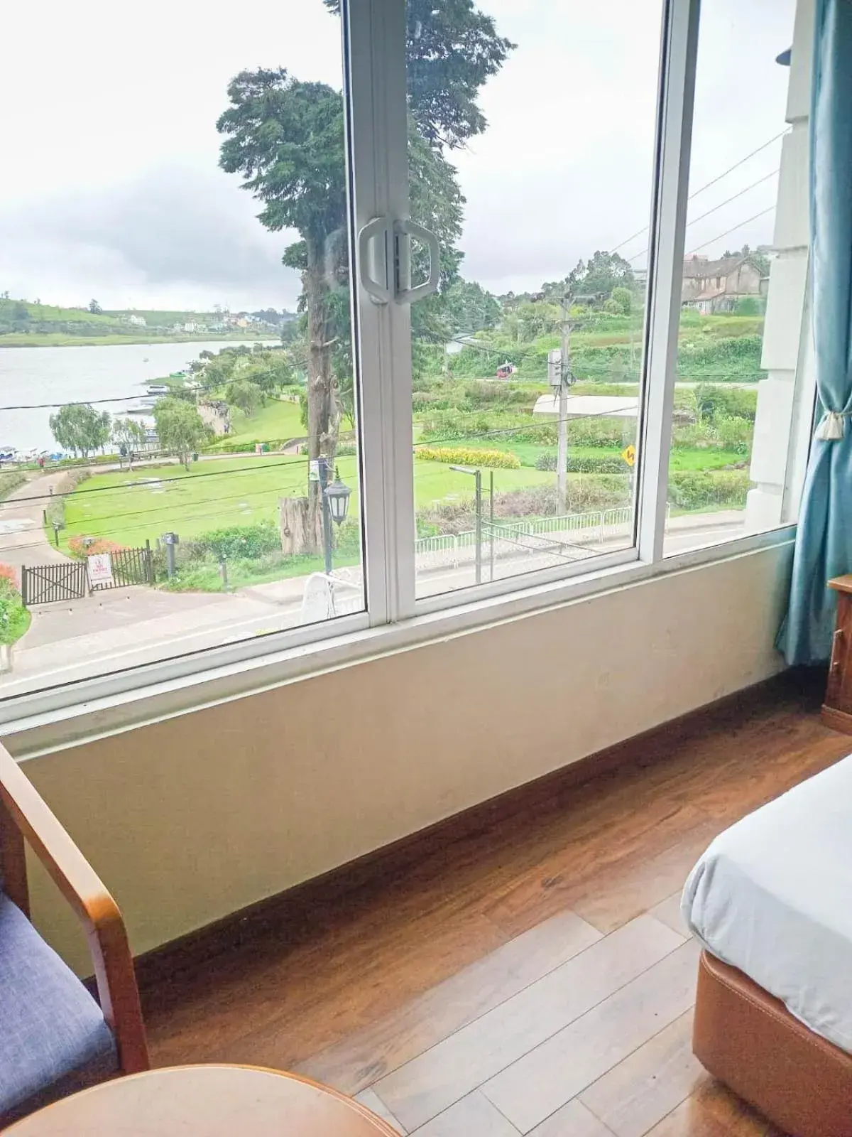 Deluxe Twin Room in Royal Lake Hotel Deluxe Twin Room in Royal Lake Hotel