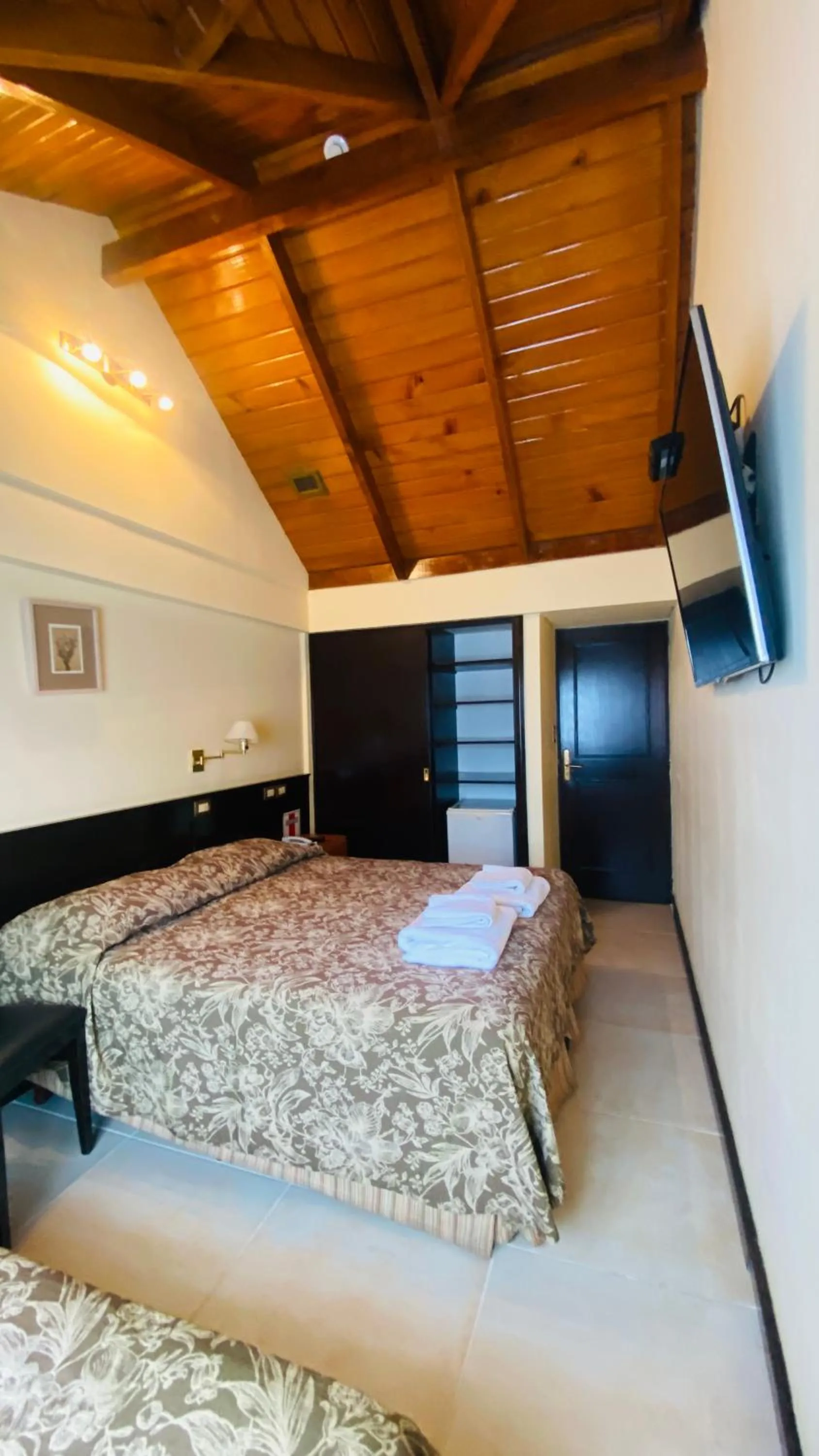 Bed in Hotel Villa Brescia