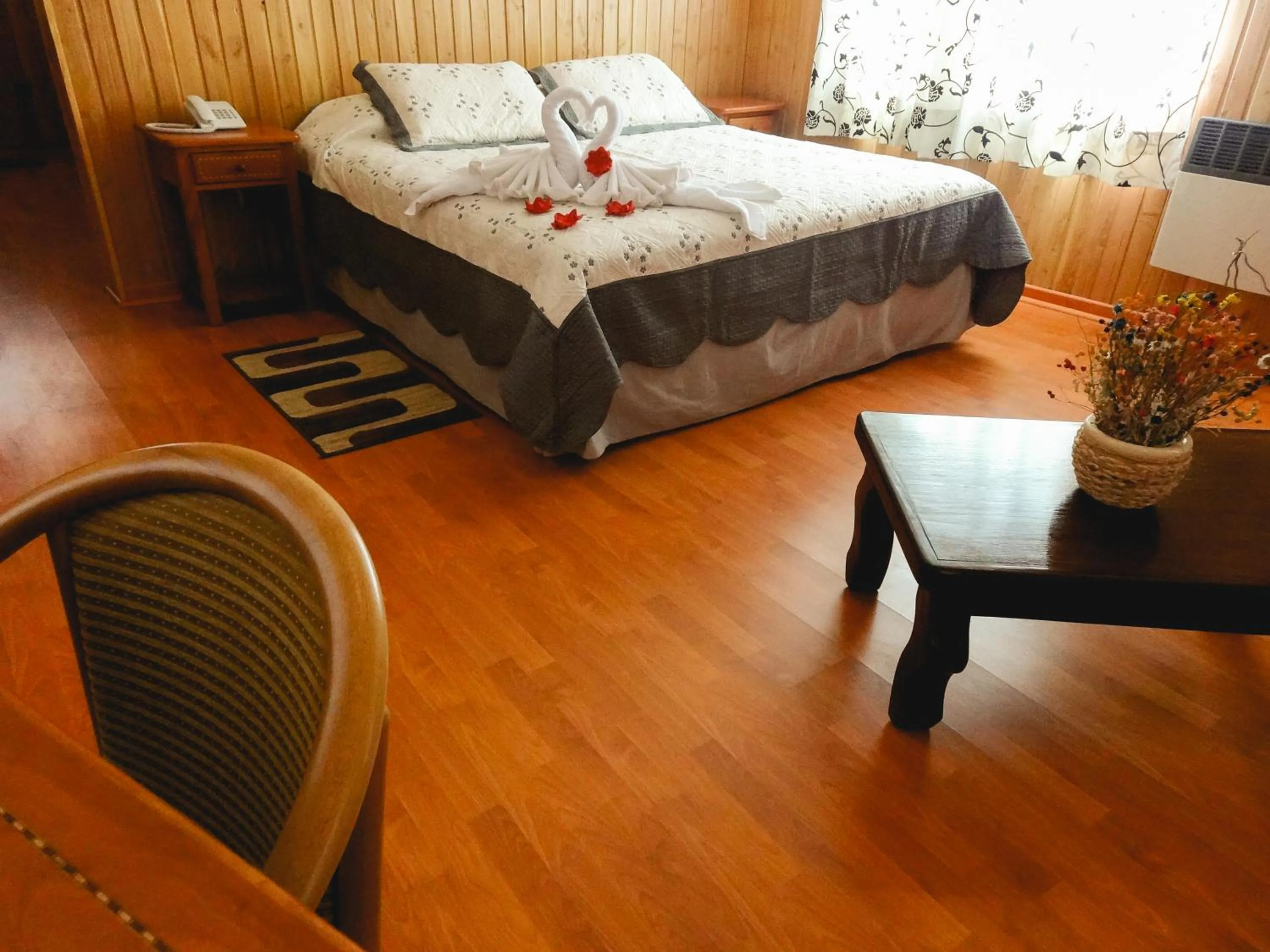 Decorative detail, Bed in Hotel Iorana Tolache