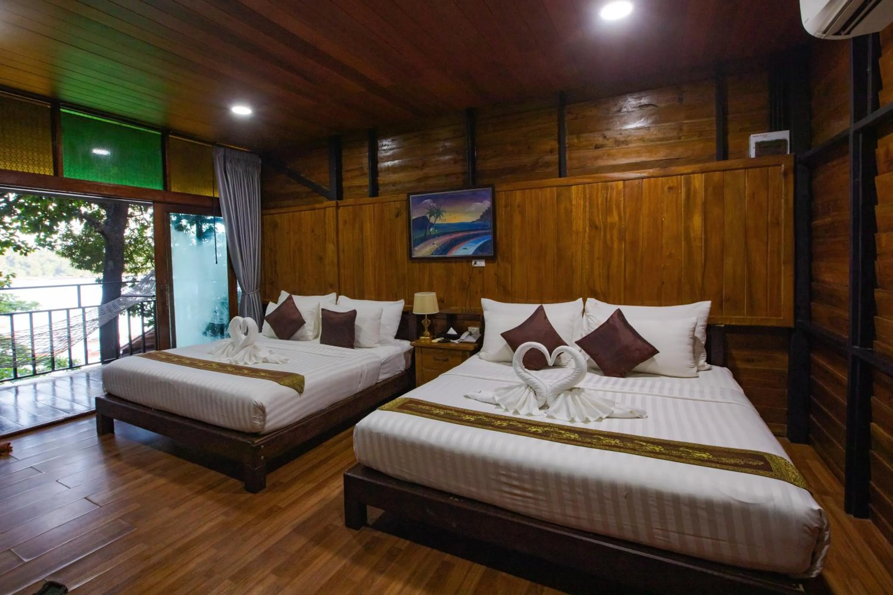 Bed in Chareena Hill Beach Resort