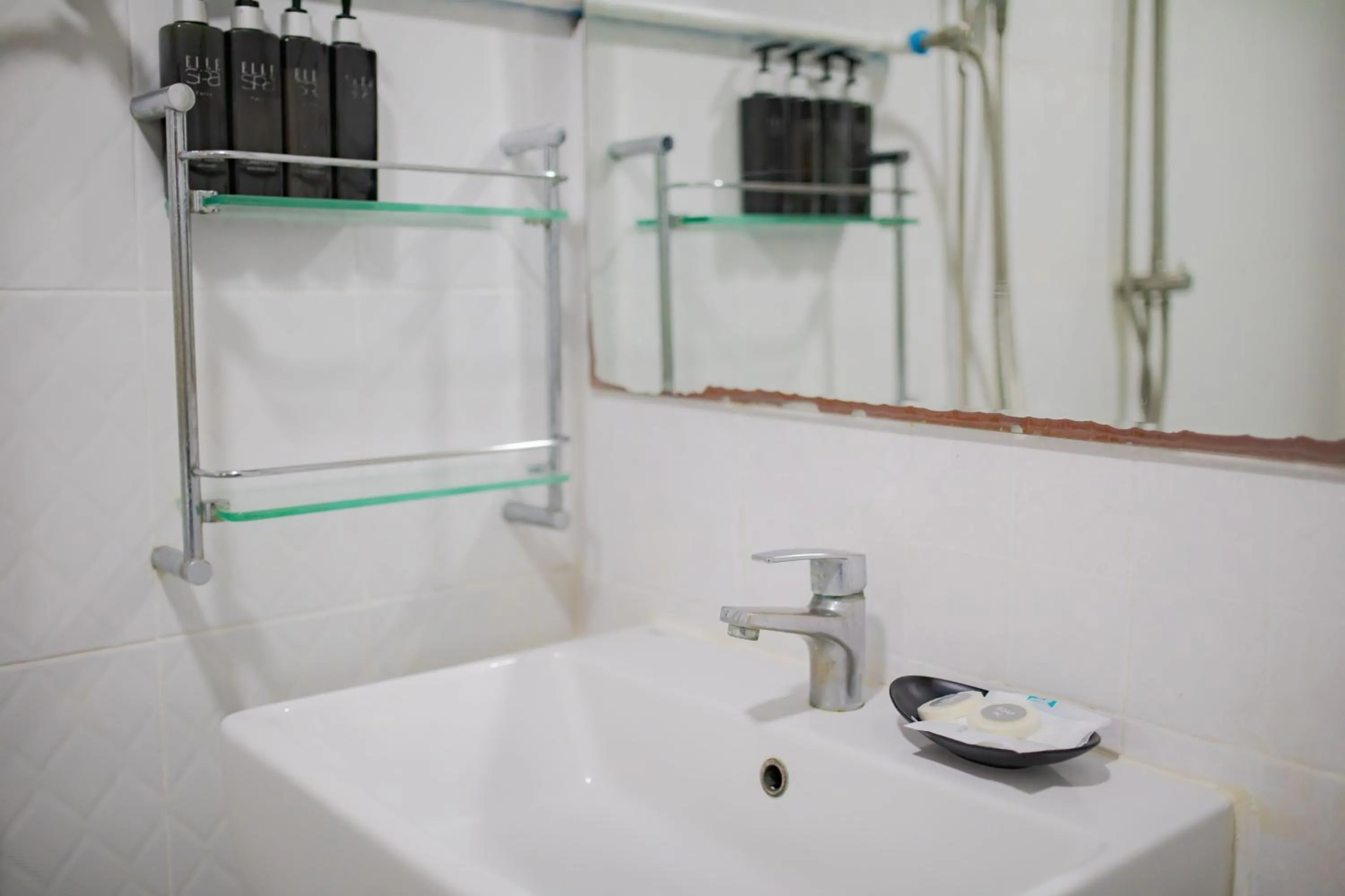 Bathroom in Chareena Hill Beach Resort