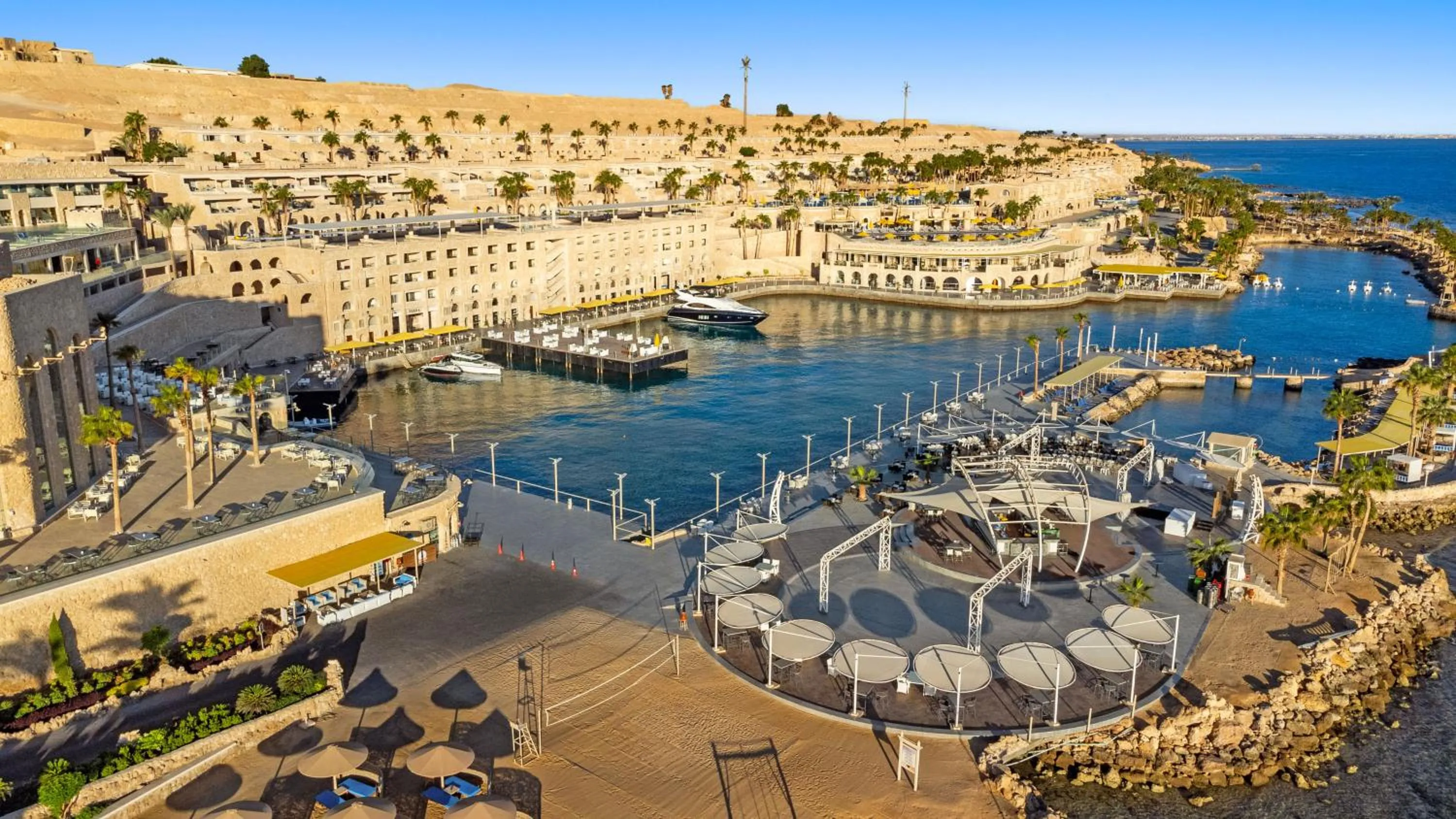 Property building in Pickalbatros Citadel Resort Sahl Hasheesh