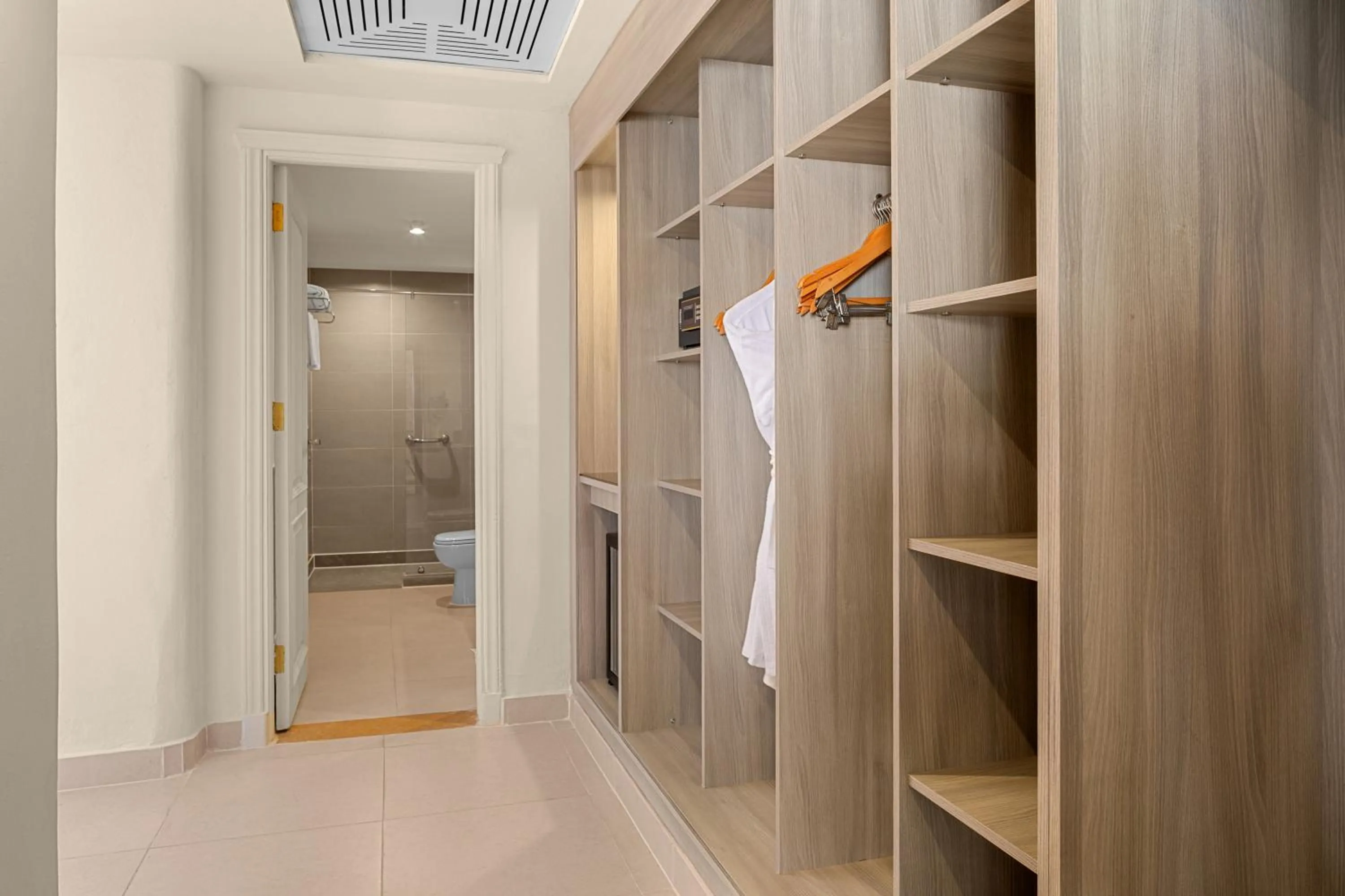 Bathroom in Pickalbatros Citadel Resort Sahl Hasheesh