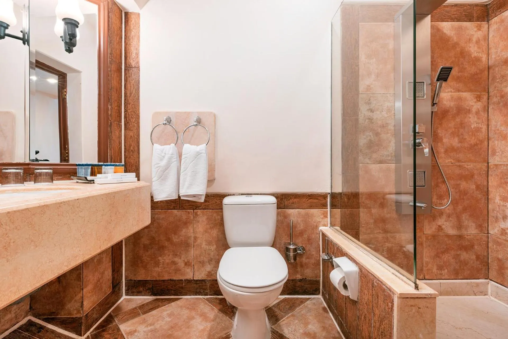 Shower in Pickalbatros Citadel Resort Sahl Hasheesh