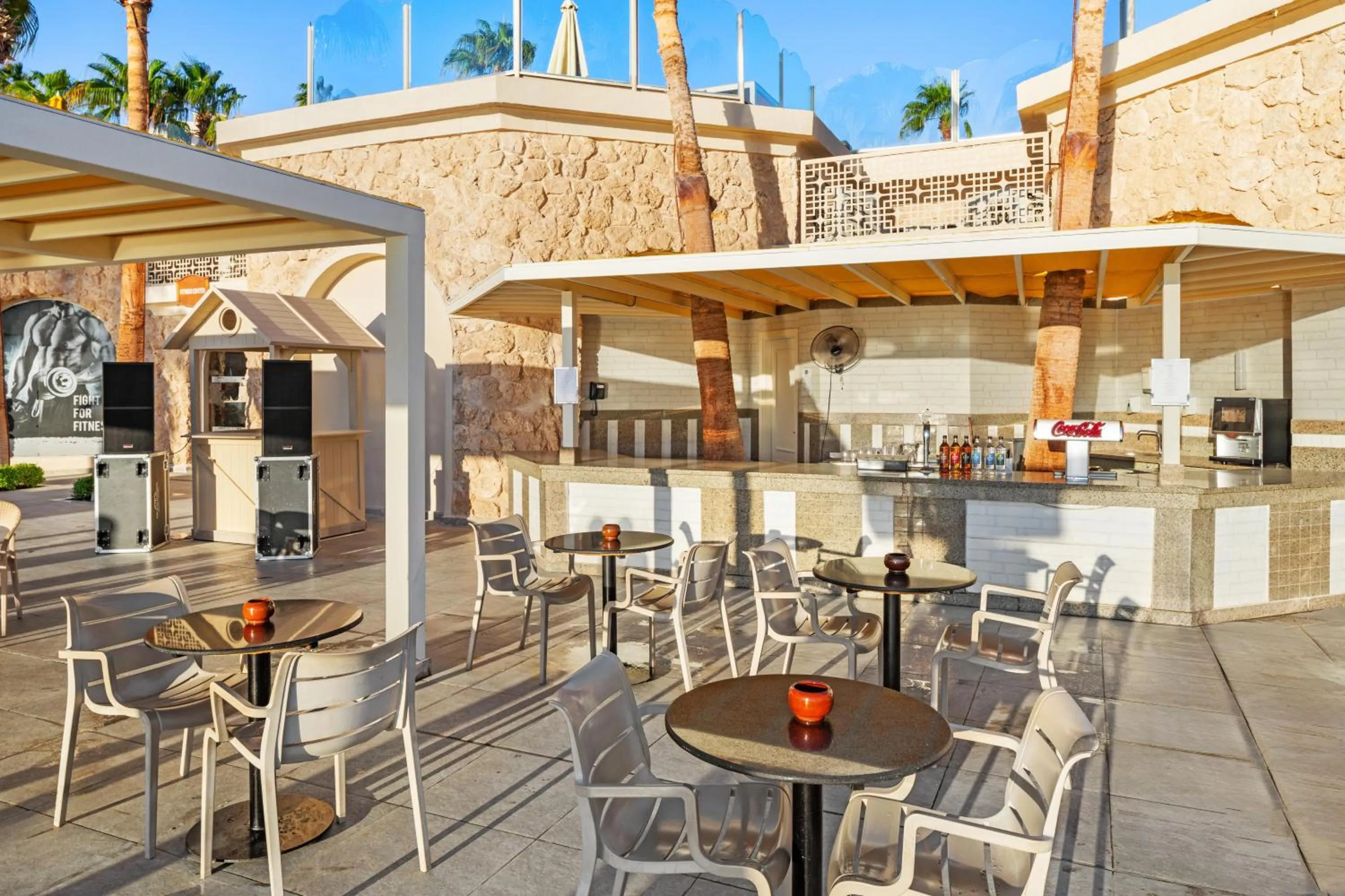 Lounge or bar in Pickalbatros Citadel Resort Sahl Hasheesh