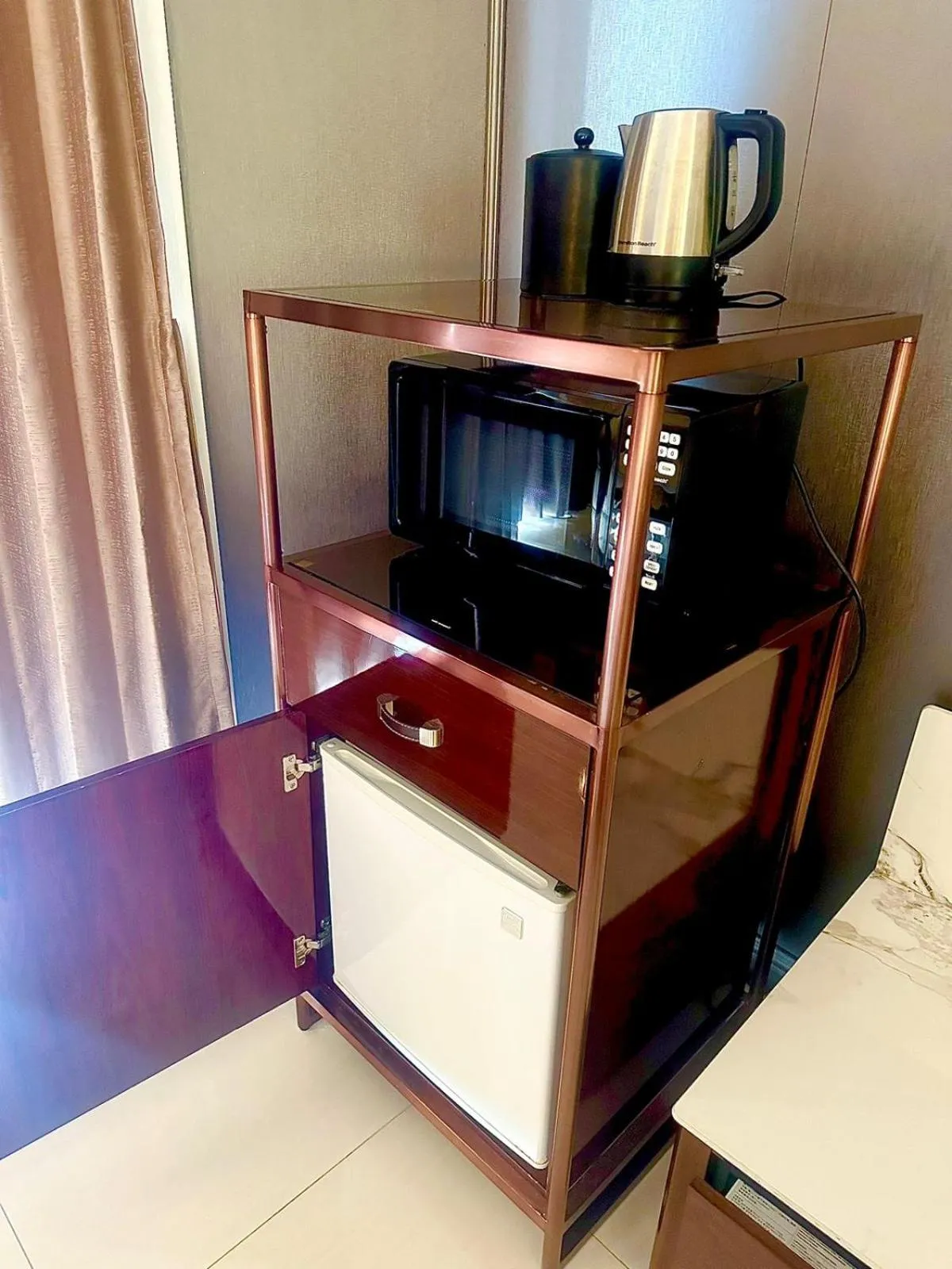minibar, Bed in Royal Orchid Hotel Guam