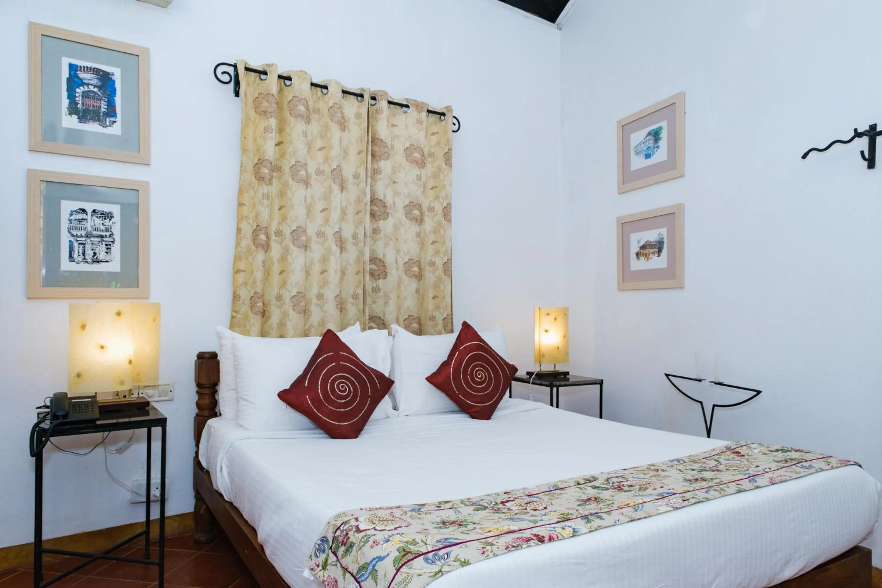 Photo of the whole room, Bed in Granpa's Inn Hotel Bougainvillea