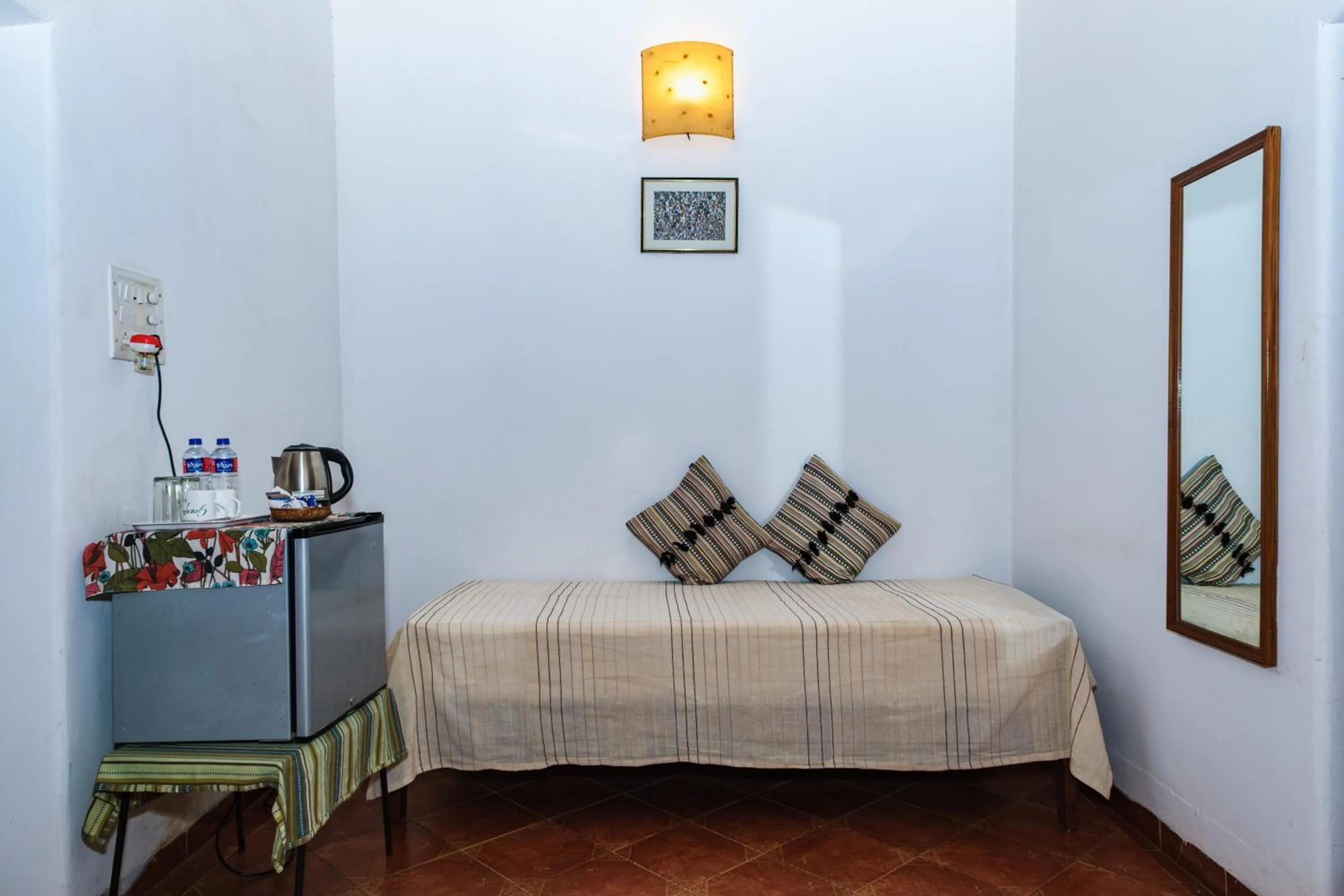 Photo of the whole room, Bed in Granpa's Inn Hotel Bougainvillea