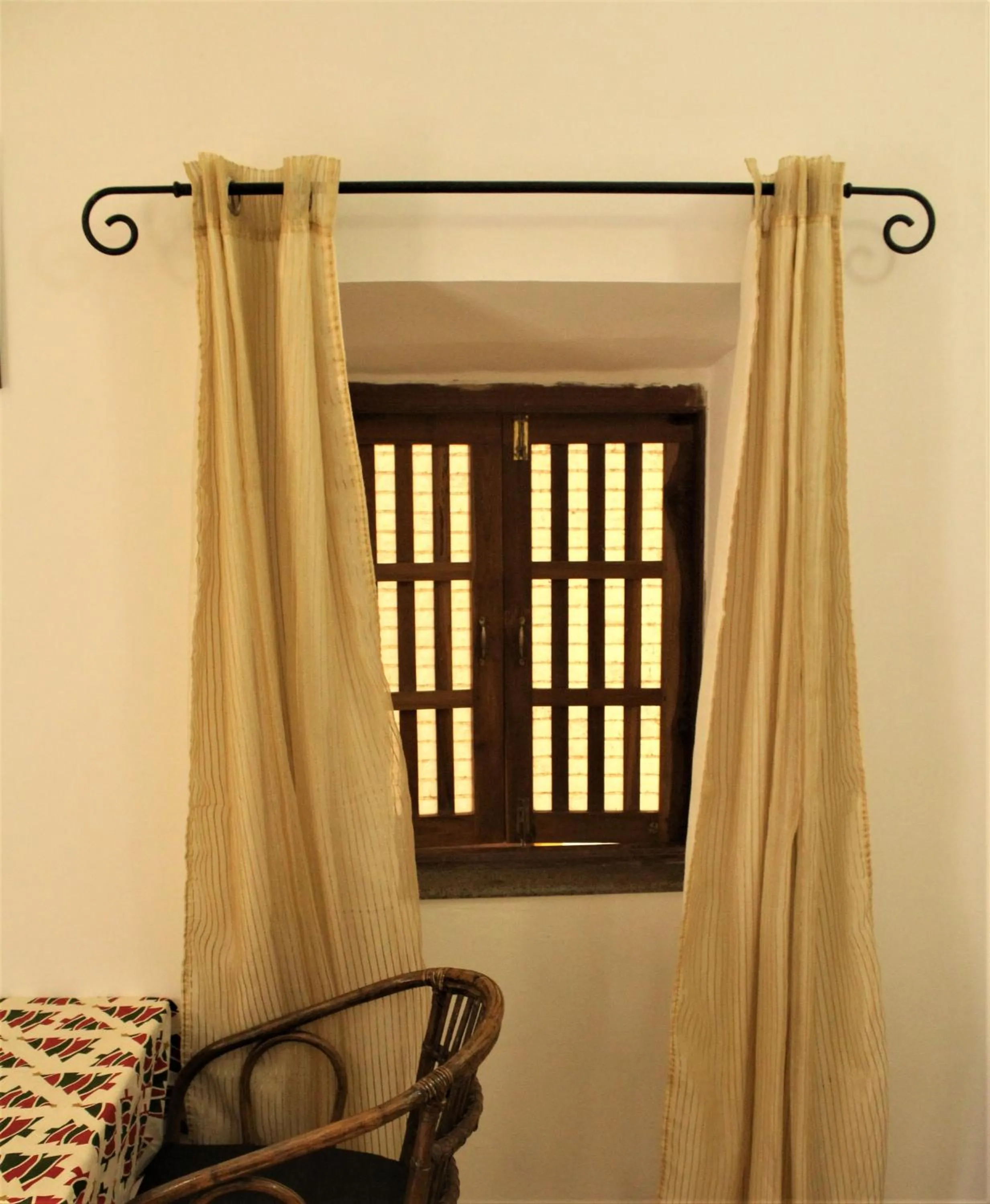 Seating area in Granpa's Inn Hotel Bougainvillea