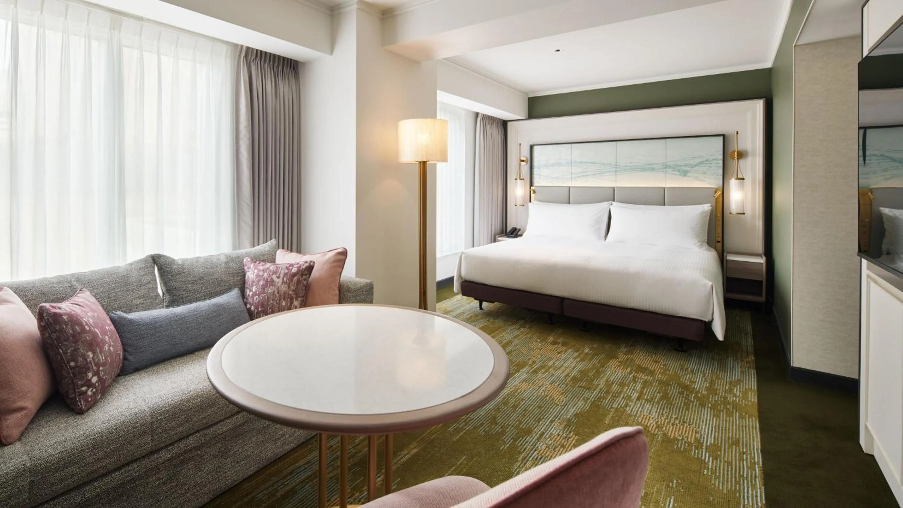 Photo of the whole room, Bed in RIHGA Royal Hotel Osaka, Vignette Collection by IHG