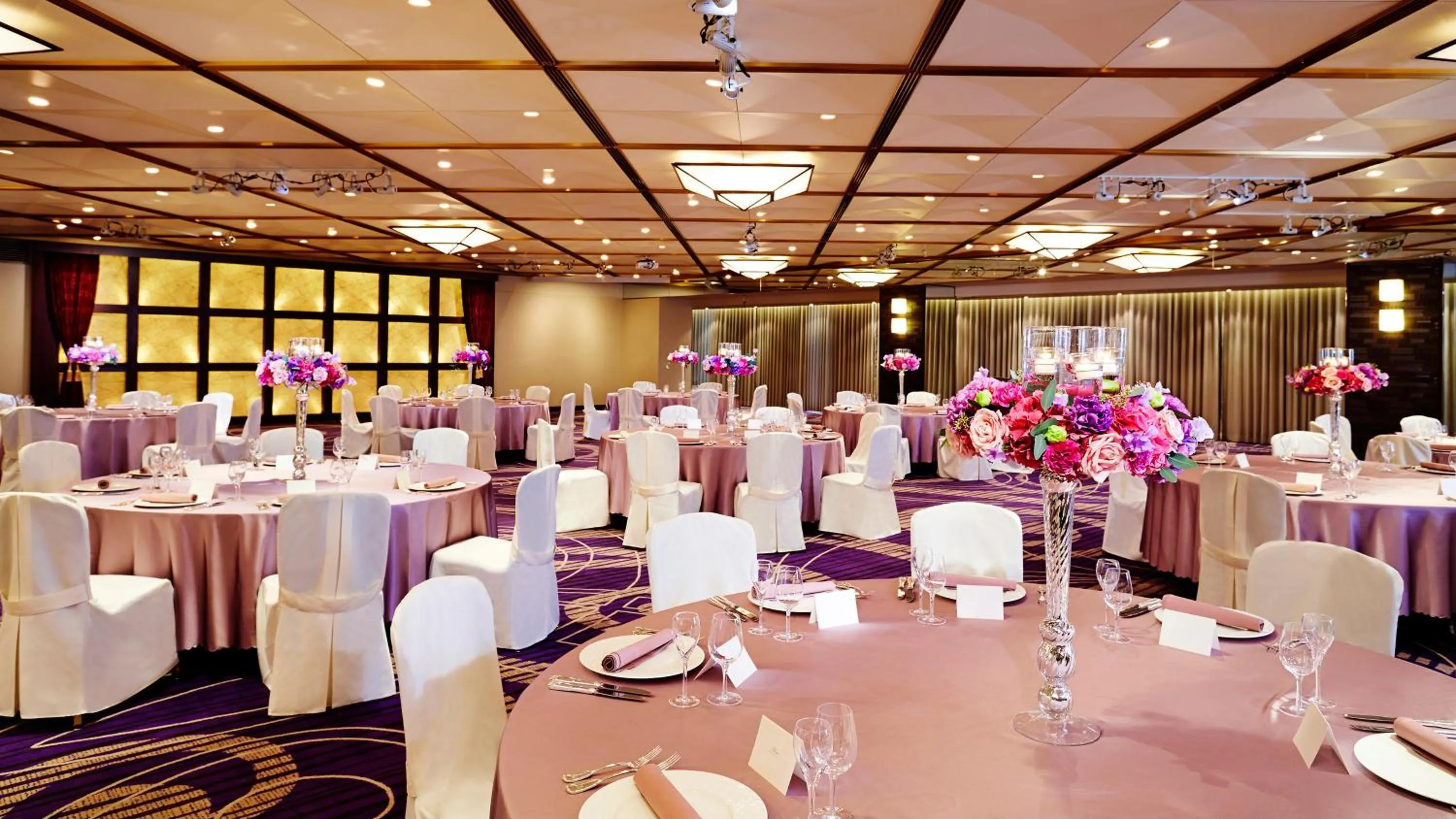 Banquet/Function facilities in RIHGA Royal Hotel Osaka, Vignette Collection by IHG